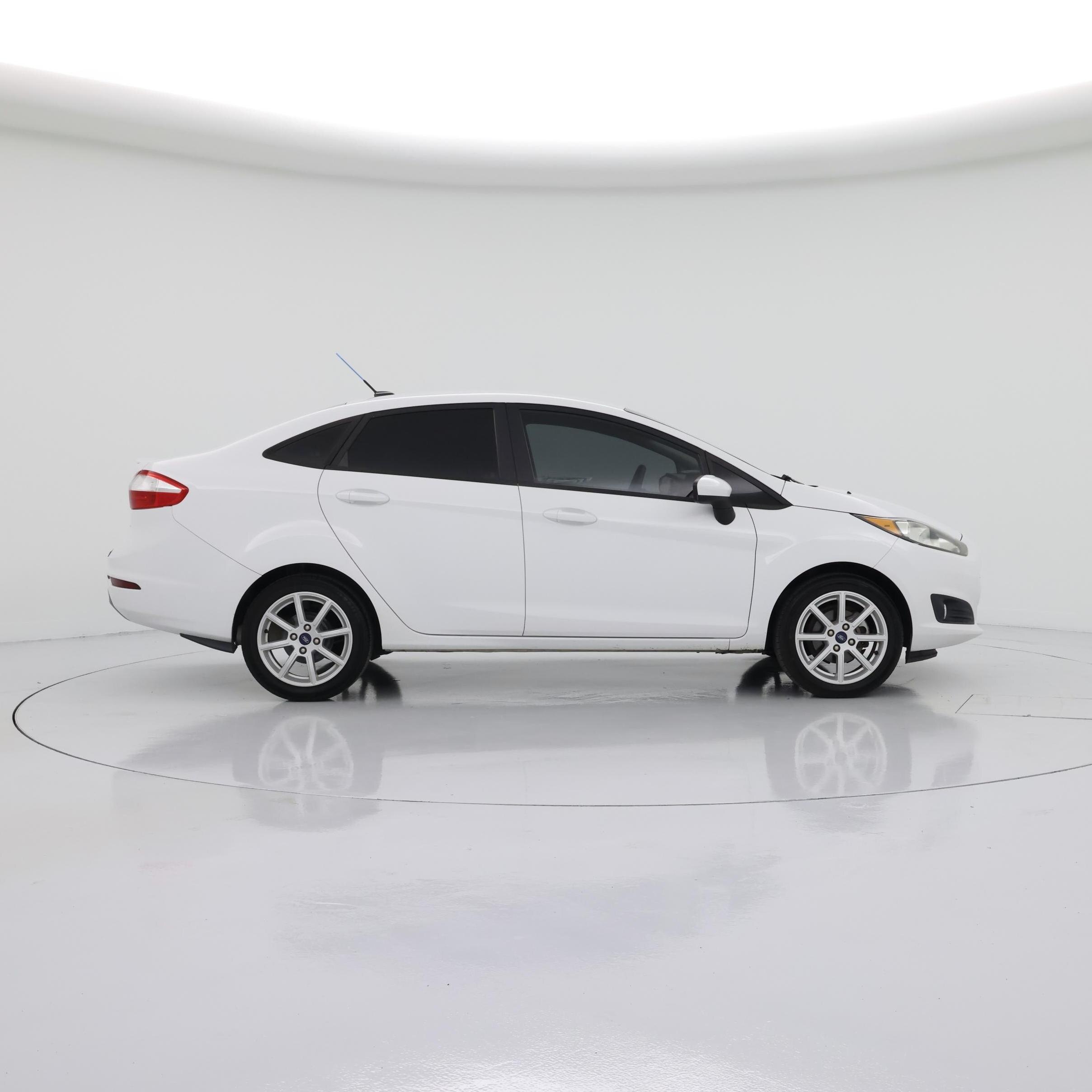 Thumbnail: 2019 Ford Fiesta - 7