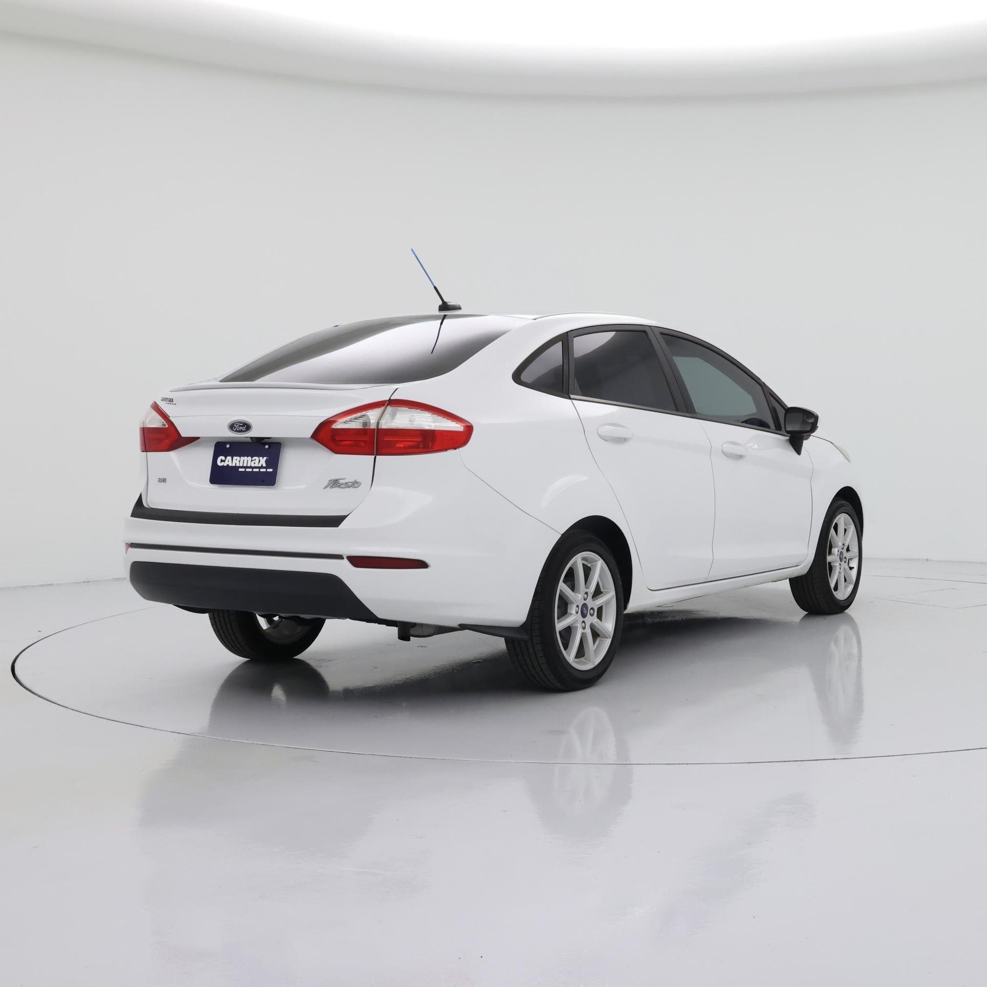 Thumbnail: 2019 Ford Fiesta - 8