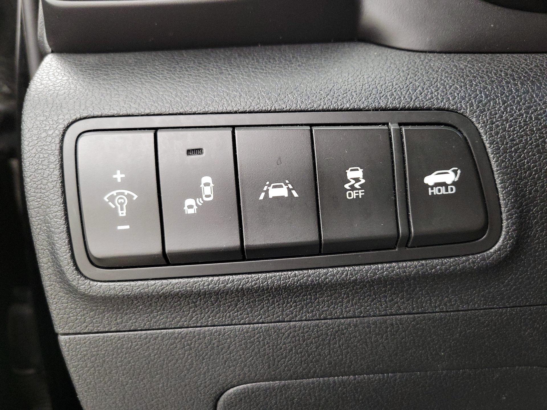 Thumbnail: 2019 Hyundai Tucson - 13