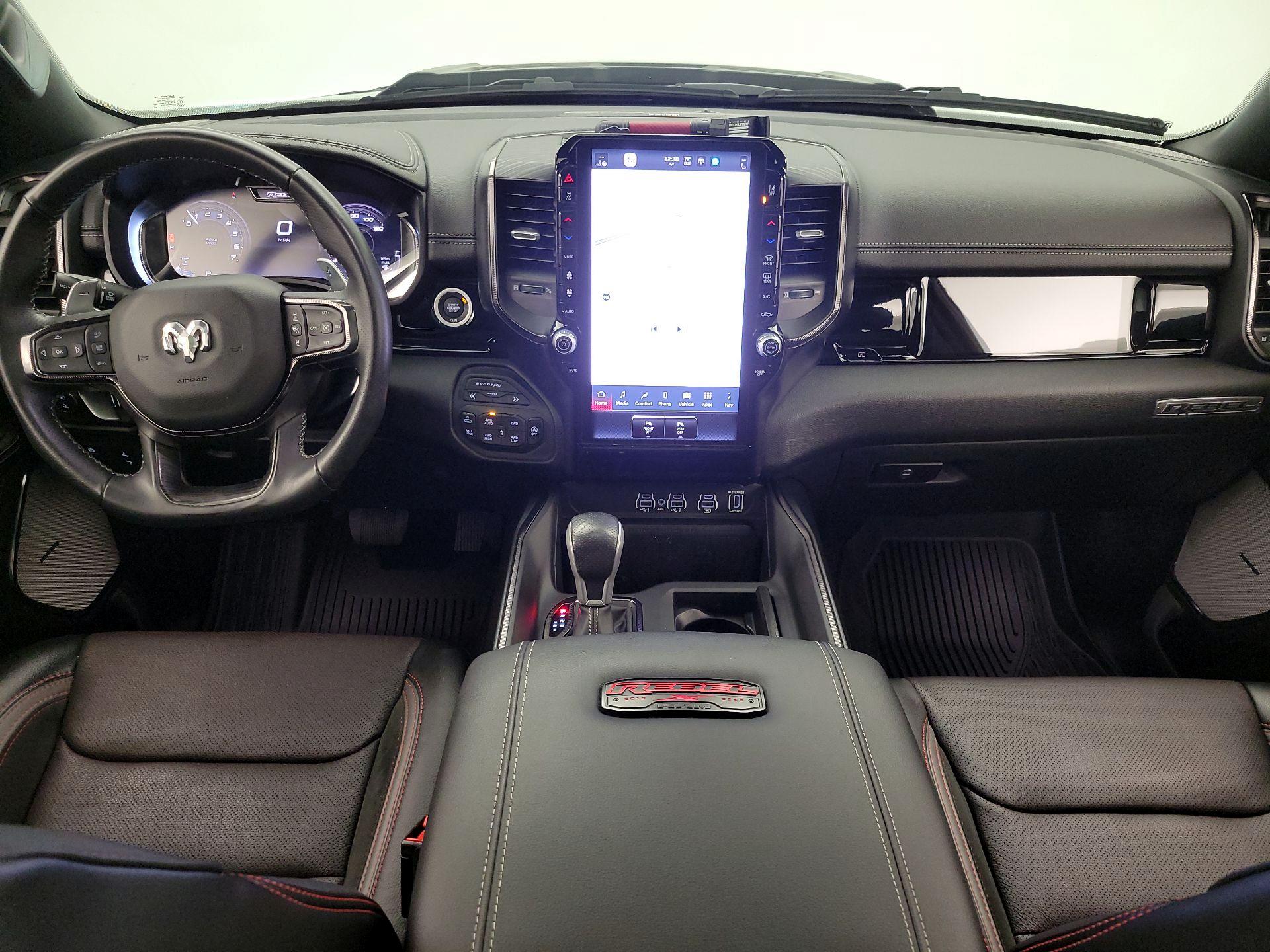 Thumbnail: 2025 RAM 1500 - 9