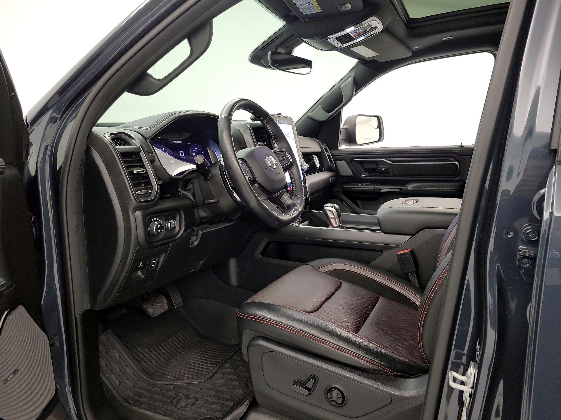 Thumbnail: 2025 RAM 1500 - 11