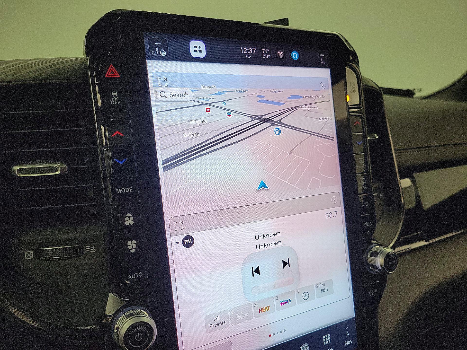 Thumbnail: 2025 RAM 1500 - 14