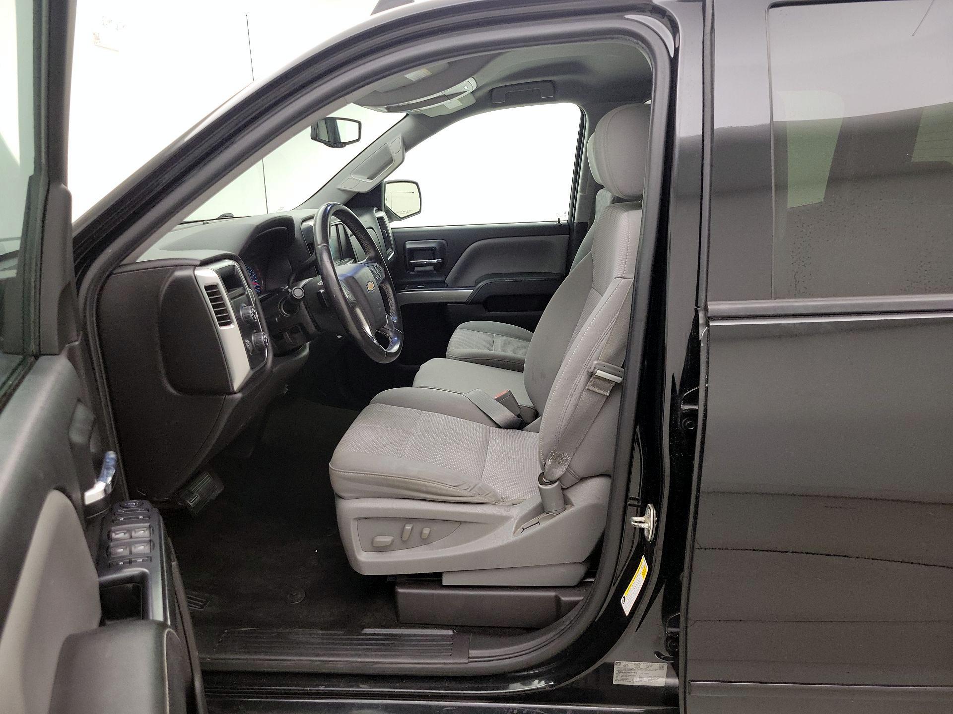 Thumbnail: 2015 Chevrolet Silverado 1500 - 11