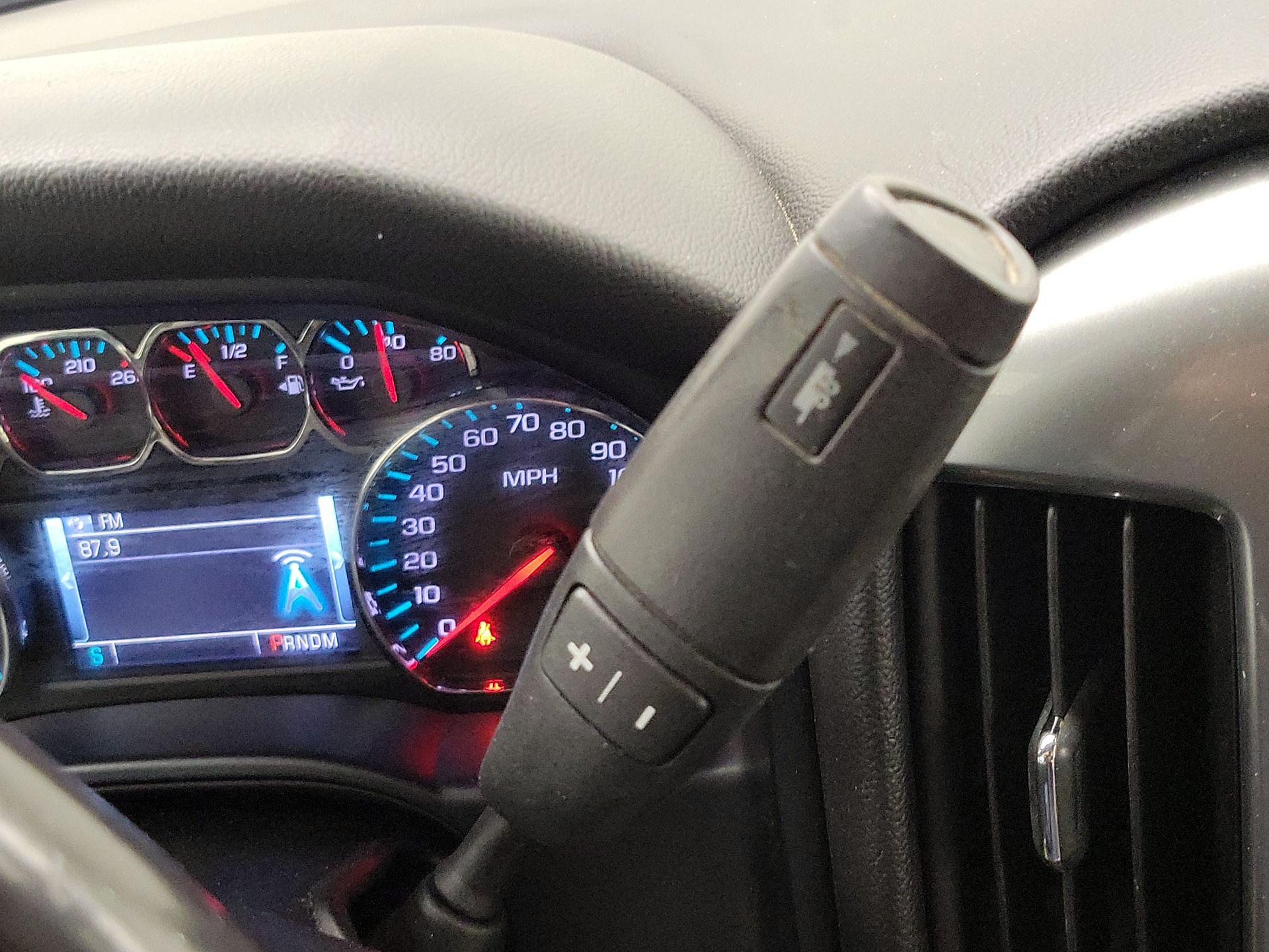 Thumbnail: 2015 Chevrolet Silverado 1500 - 17