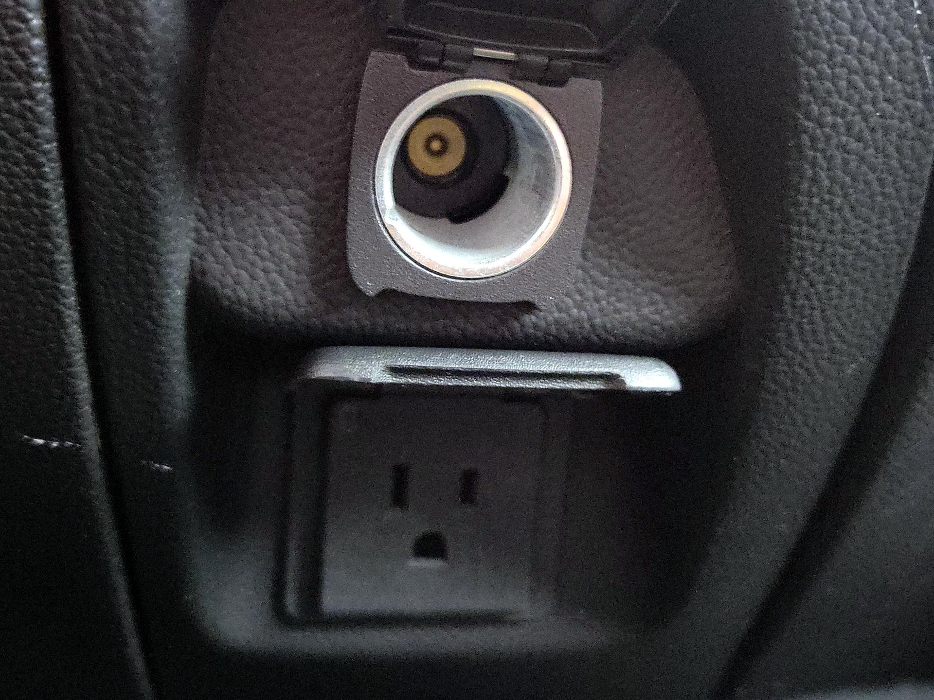 Thumbnail: 2015 Chevrolet Silverado 1500 - 18