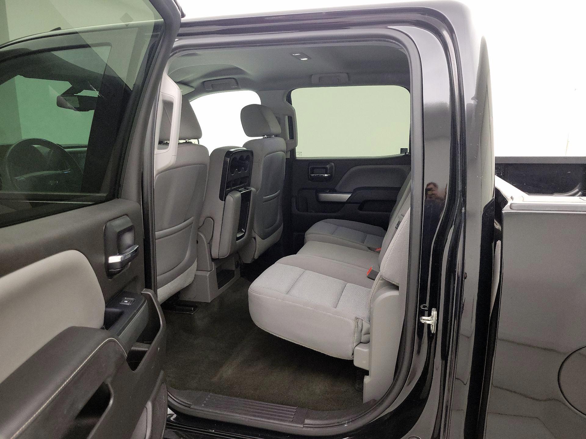 Thumbnail: 2015 Chevrolet Silverado 1500 - 19