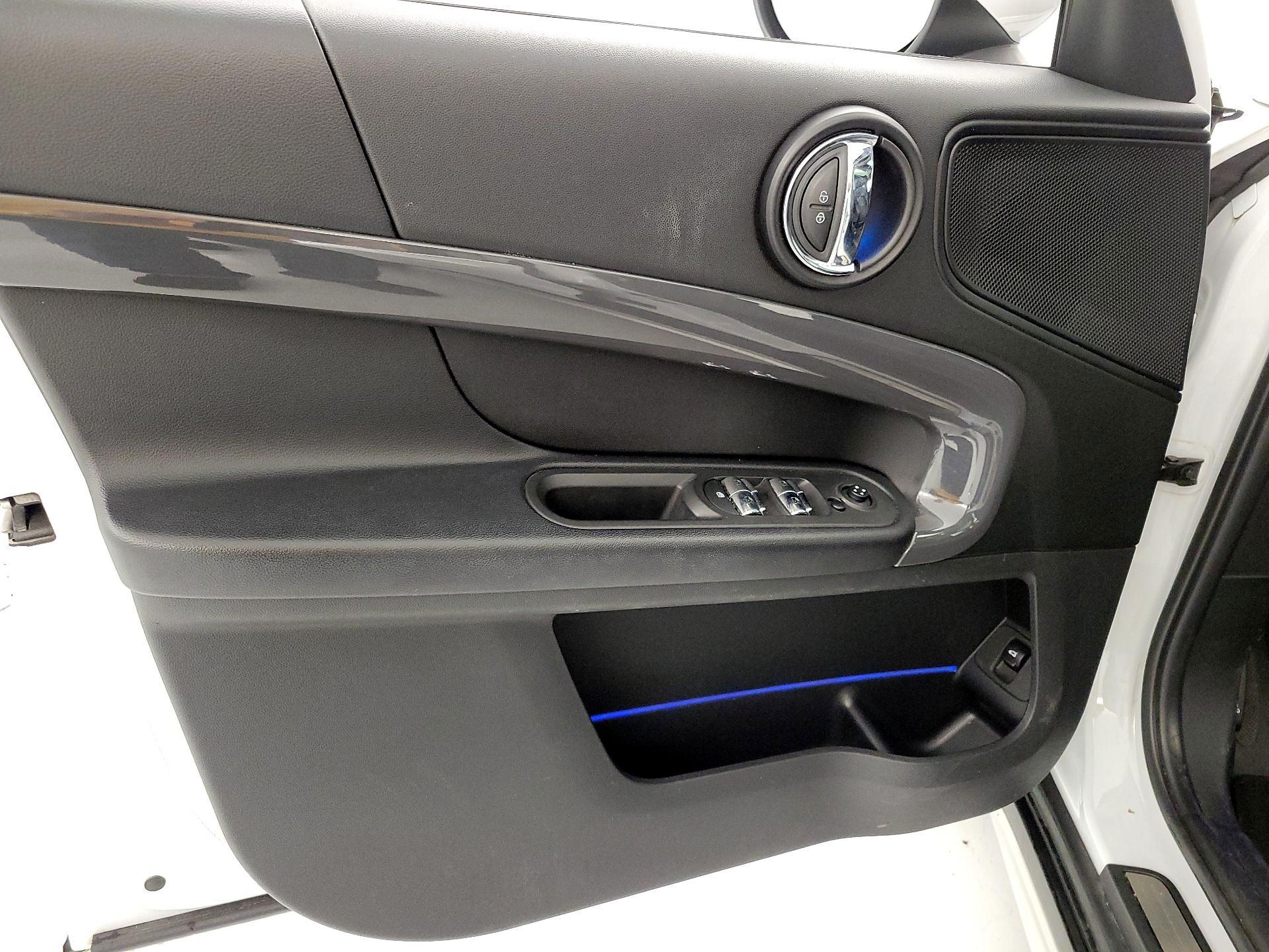 Thumbnail: 2020 MINI Cooper Countryman - 12