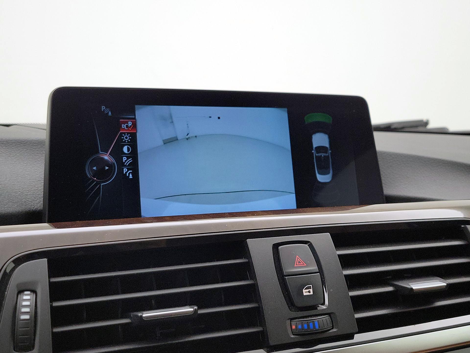 Thumbnail: 2016 BMW 4 Series - 15