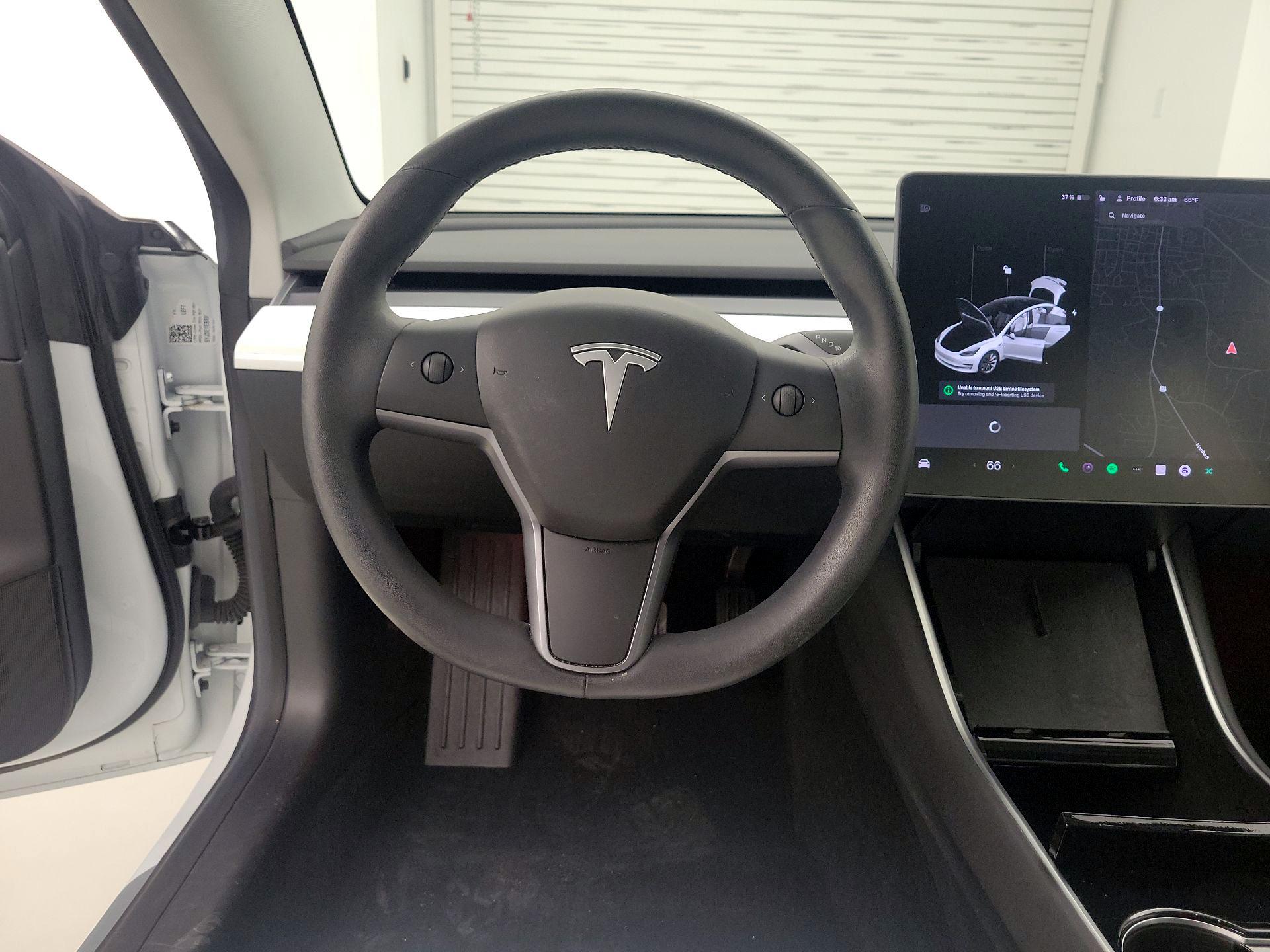 Thumbnail: 2019 Tesla Model 3 - 10