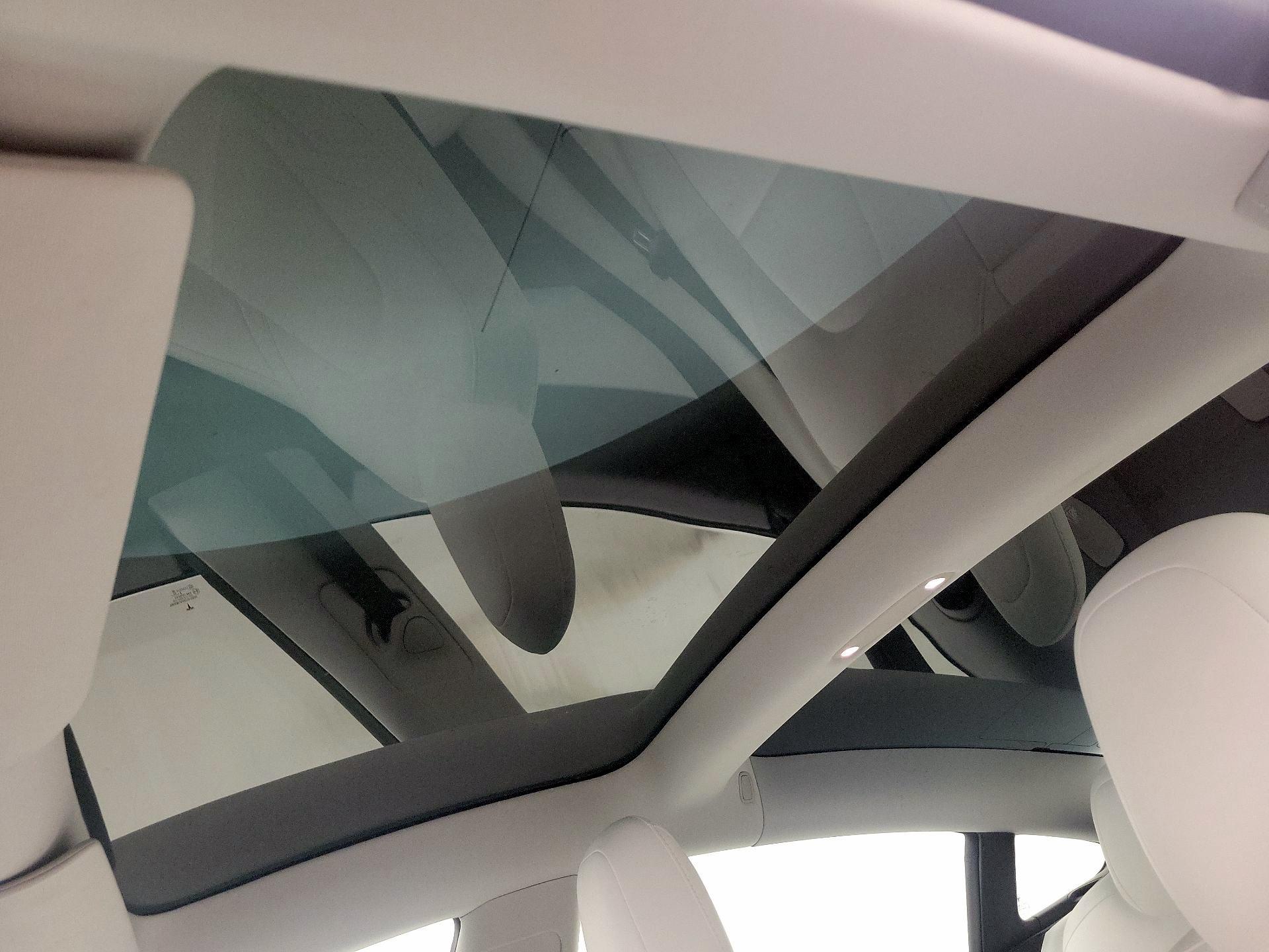 Thumbnail: 2019 Tesla Model 3 - 19