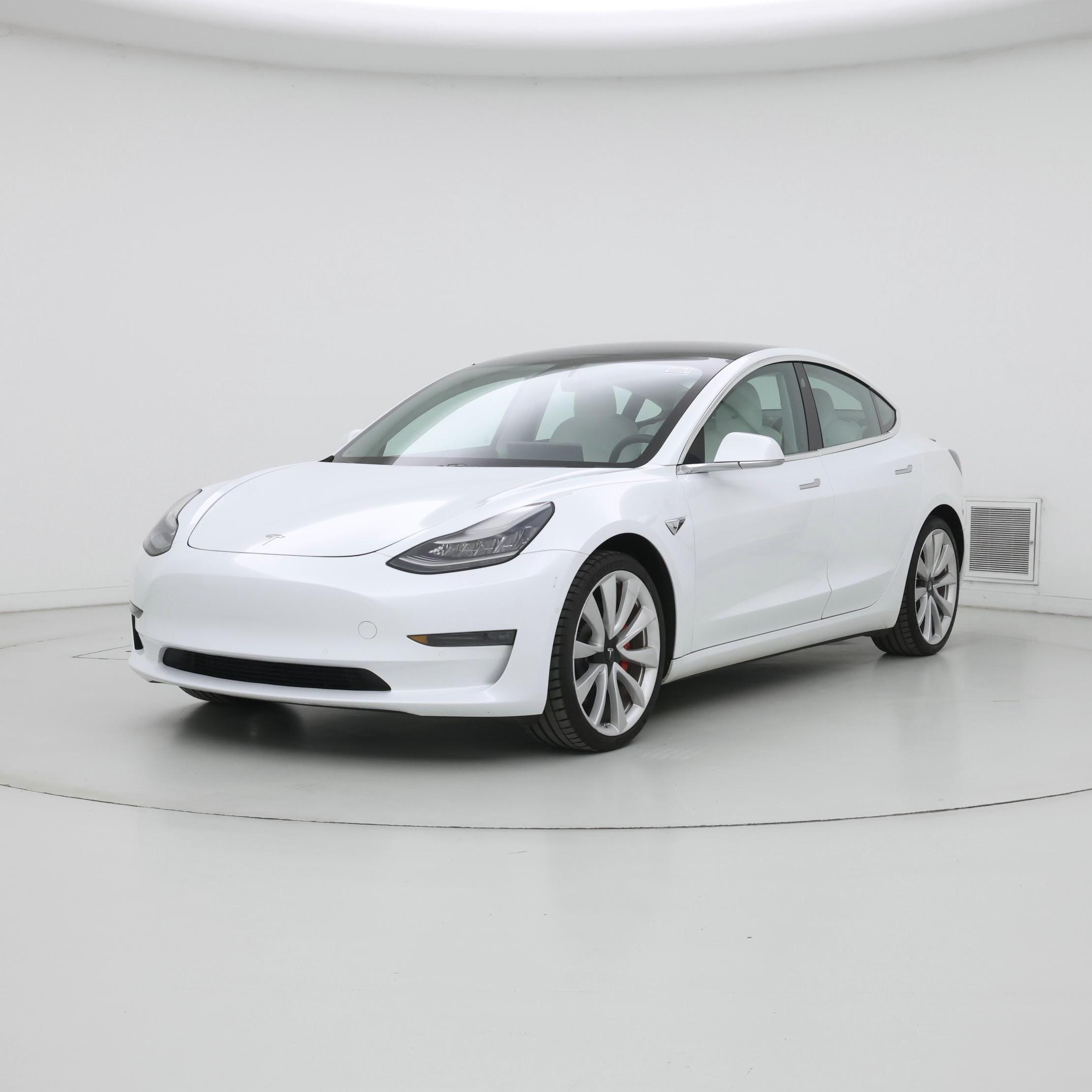 Thumbnail: 2019 Tesla Model 3 - 4