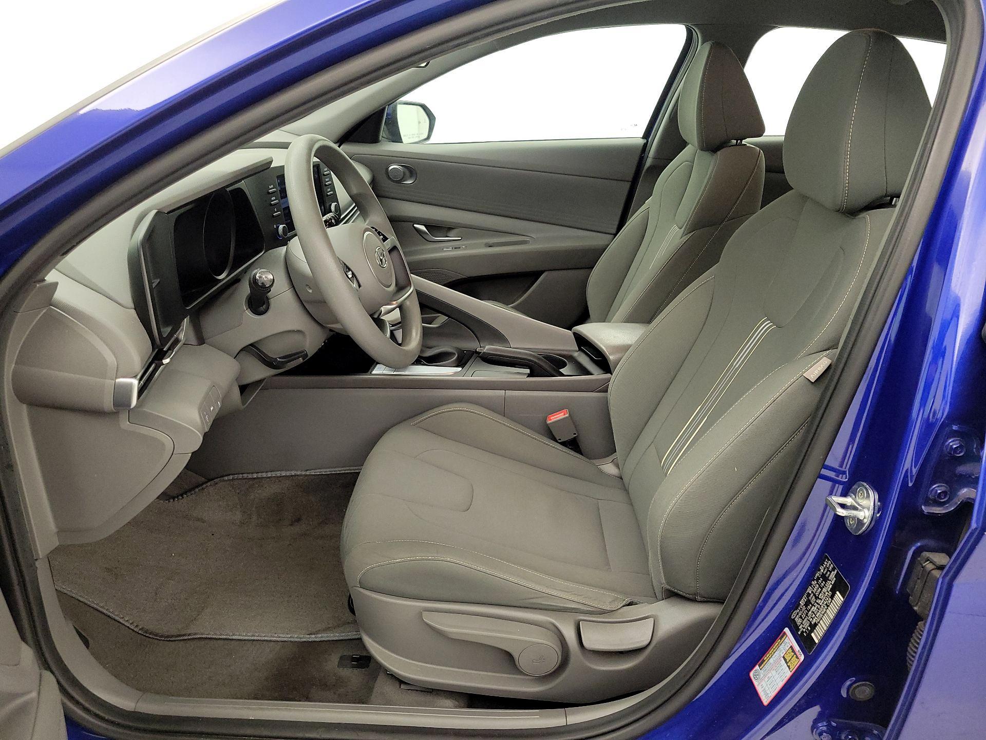 Thumbnail: 2023 Hyundai Elantra - 11