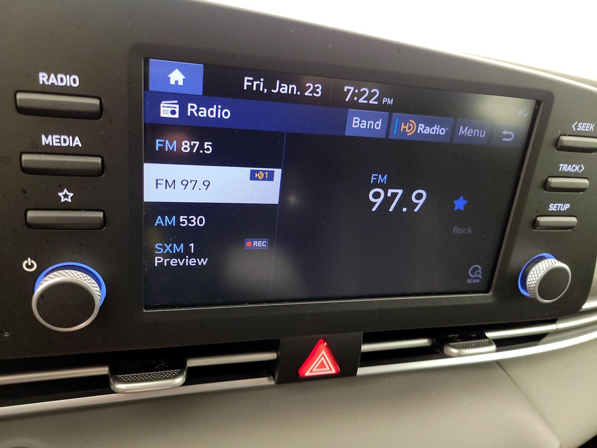 Thumbnail: 2023 Hyundai Elantra - 15