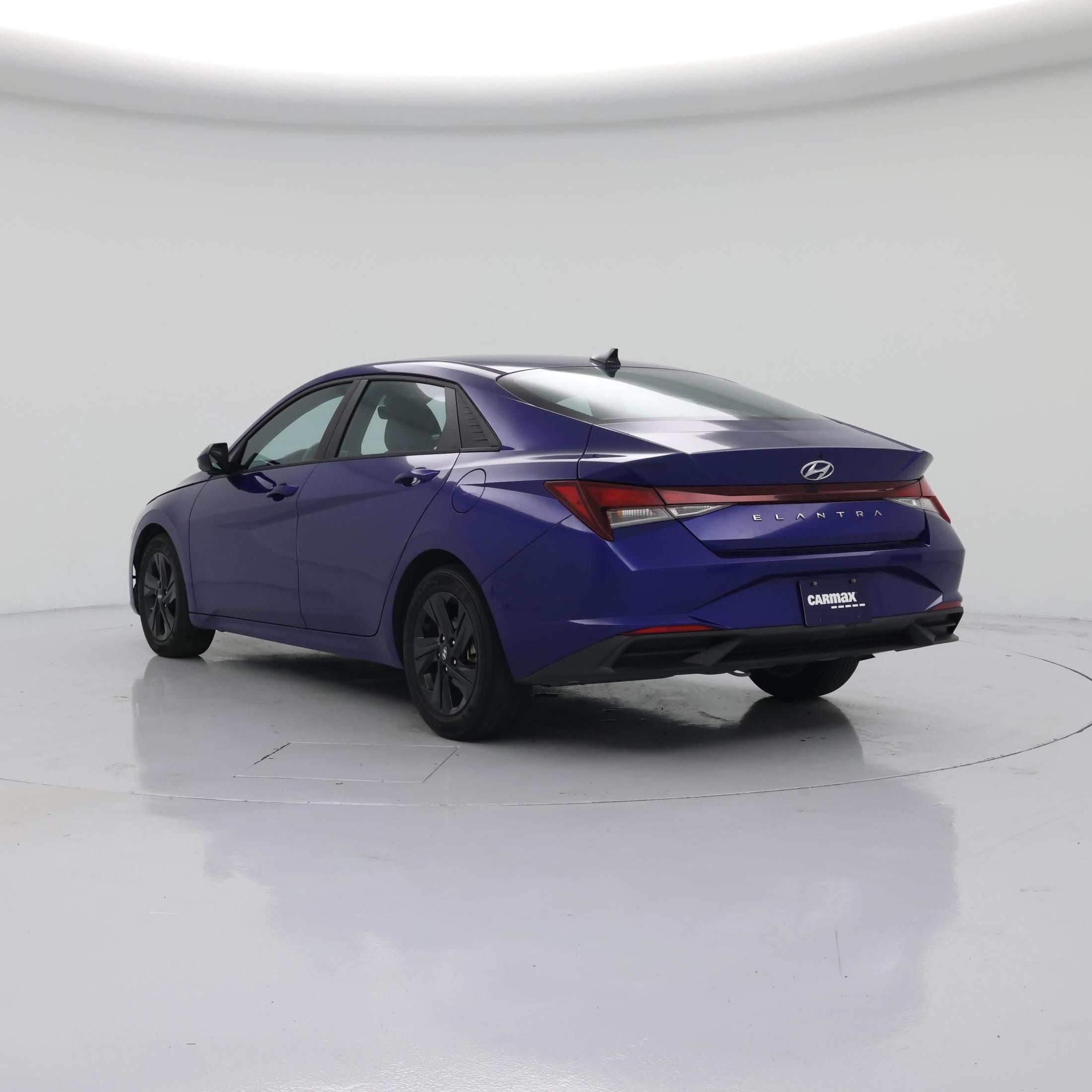 Thumbnail: 2023 Hyundai Elantra - 2