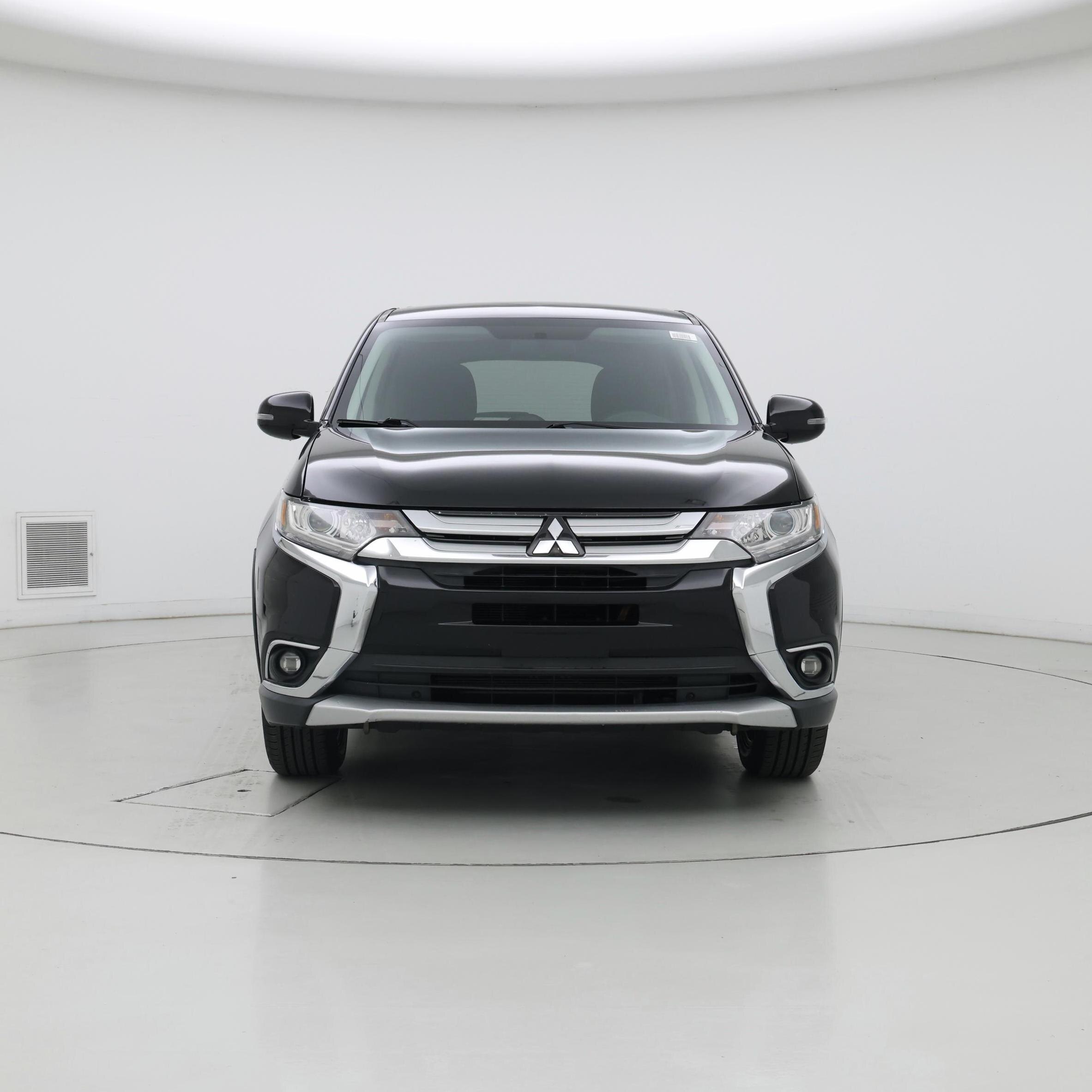 Thumbnail: 2017 Mitsubishi Outlander - 5
