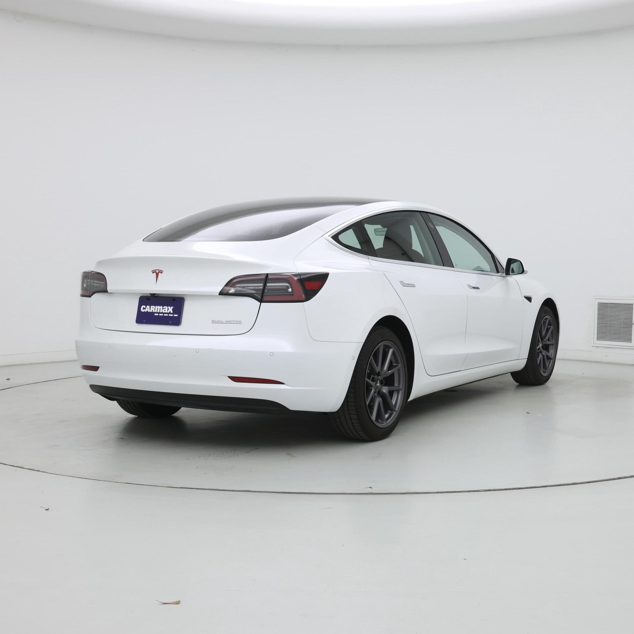 Thumbnail: 2020 Tesla Model 3 - 8