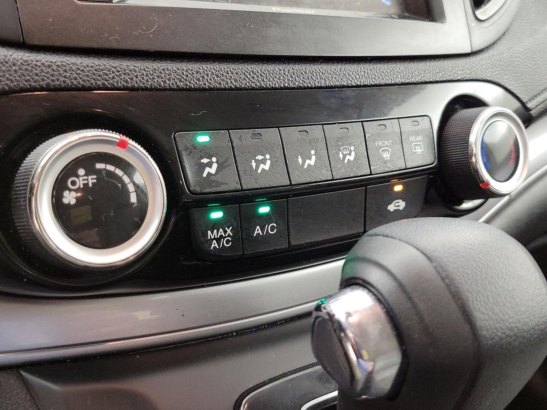 Thumbnail: 2015 Honda CR-V - 16