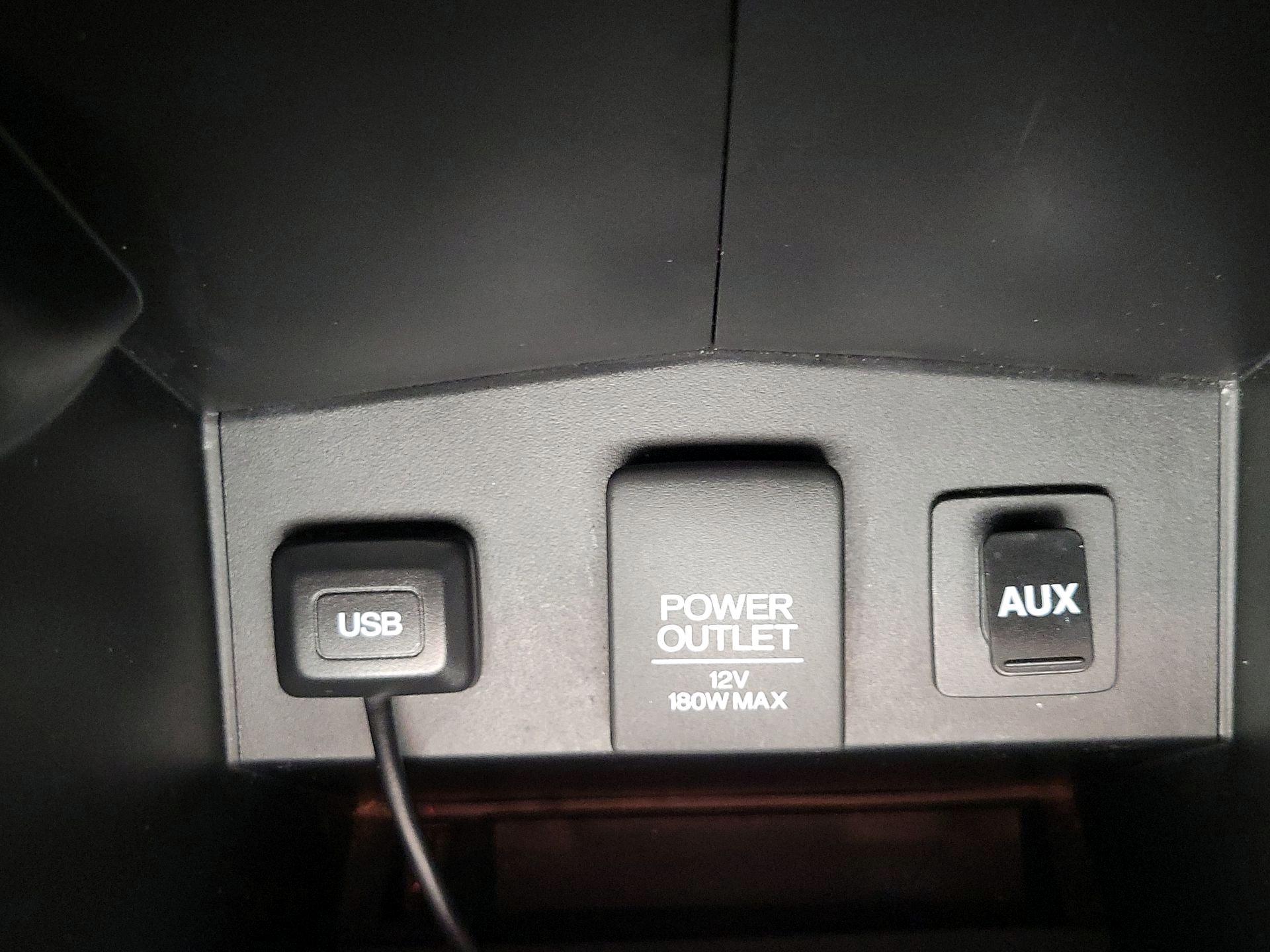 Thumbnail: 2015 Honda CR-V - 18