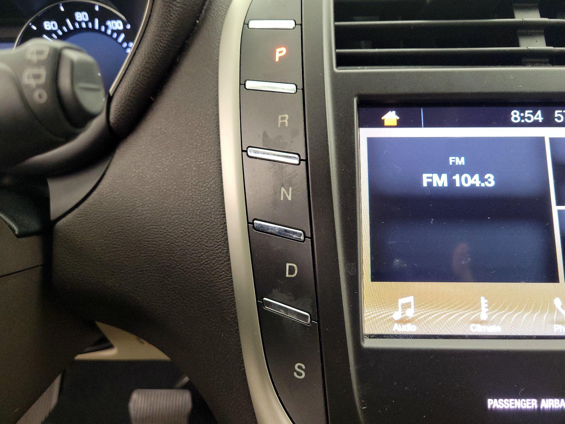 Thumbnail: 2019 Lincoln MKC - 17