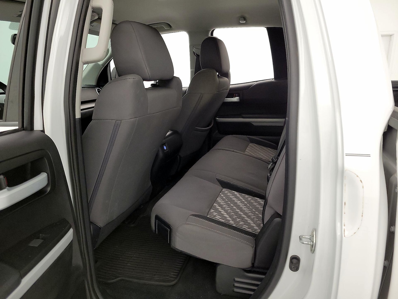 2021 Toyota Tundra SR5 - Photo 20