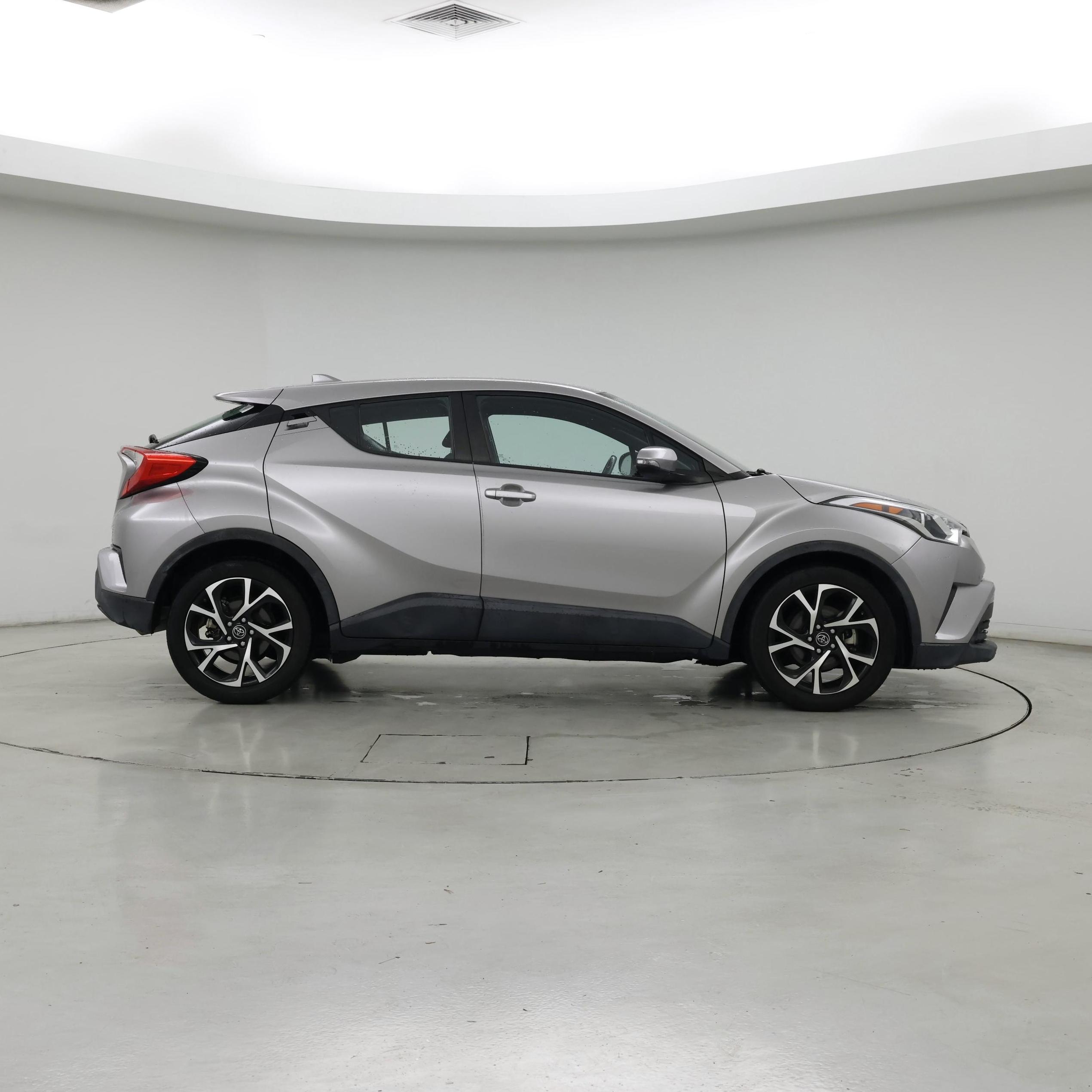 Thumbnail: 2018 Toyota C-HR - 7