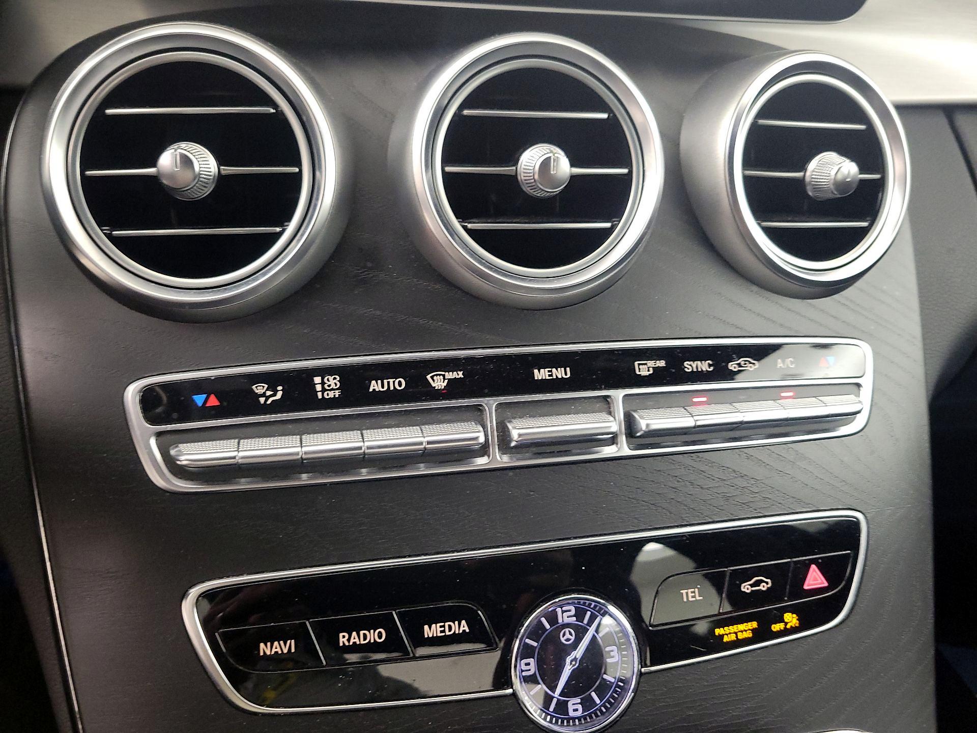 Thumbnail: 2019 Mercedes-Benz C-Class - 16