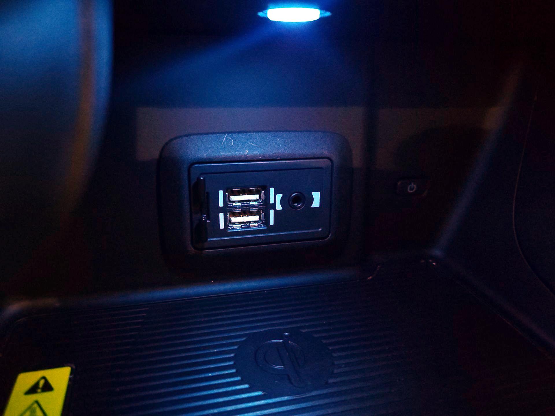 Thumbnail: 2021 Toyota Venza - 18