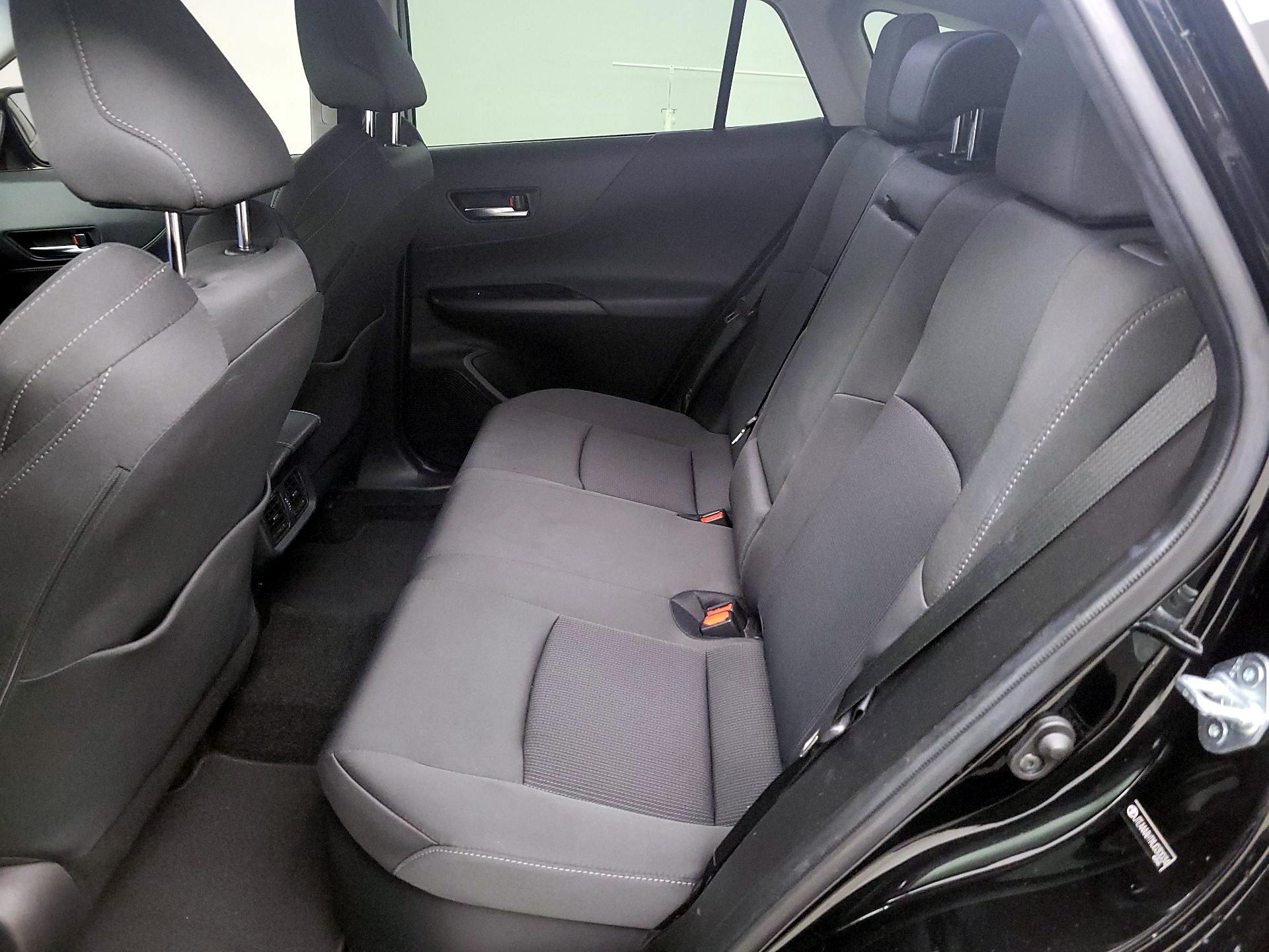 Thumbnail: 2021 Toyota Venza - 19