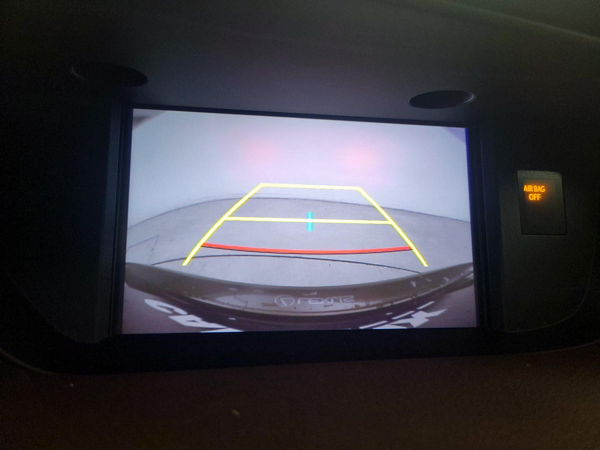 Thumbnail: 2017 Lexus ES - 15