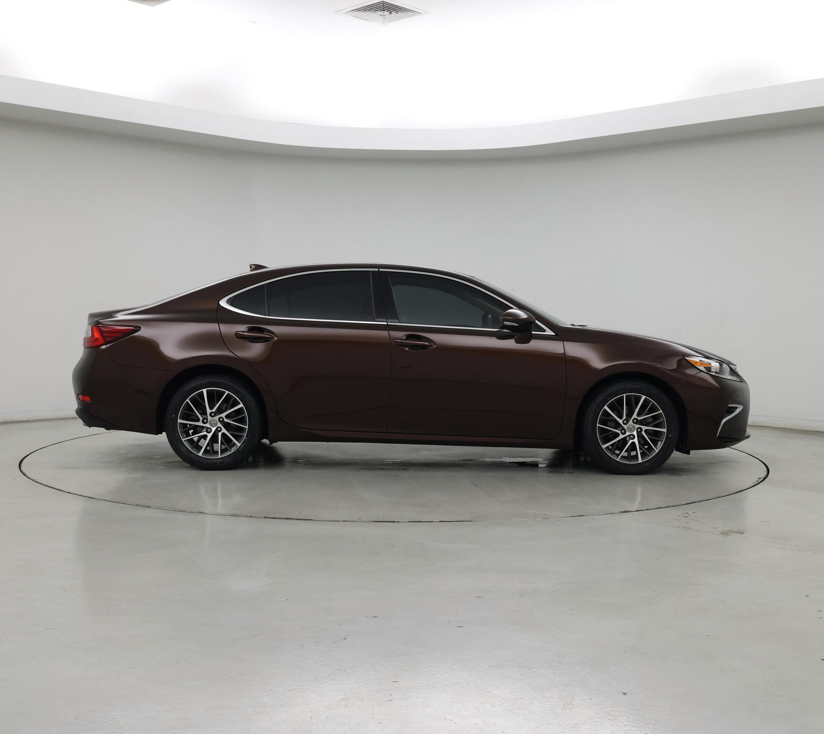 Thumbnail: 2017 Lexus ES - 7