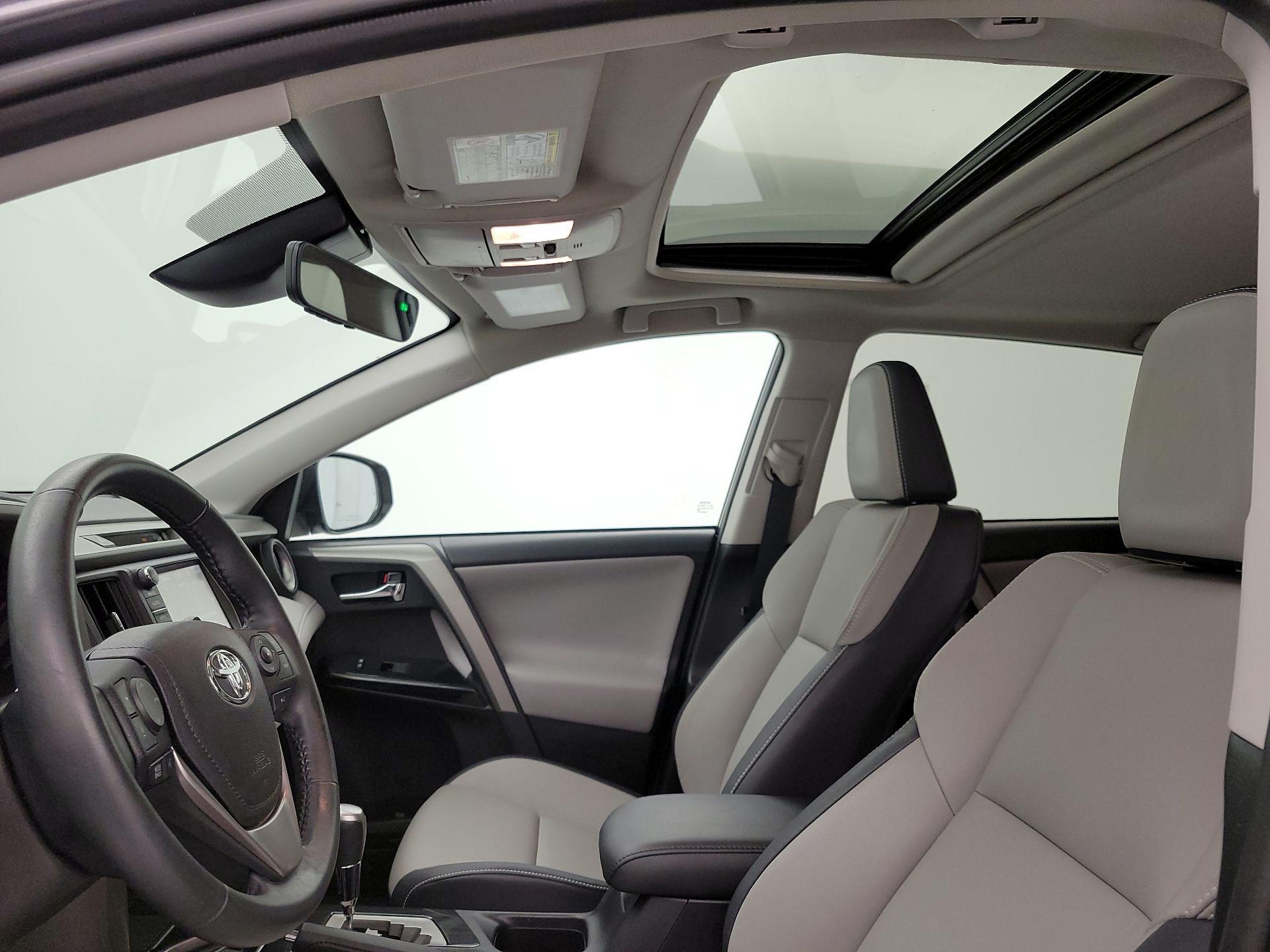 Thumbnail: 2017 Toyota RAV4 - 19