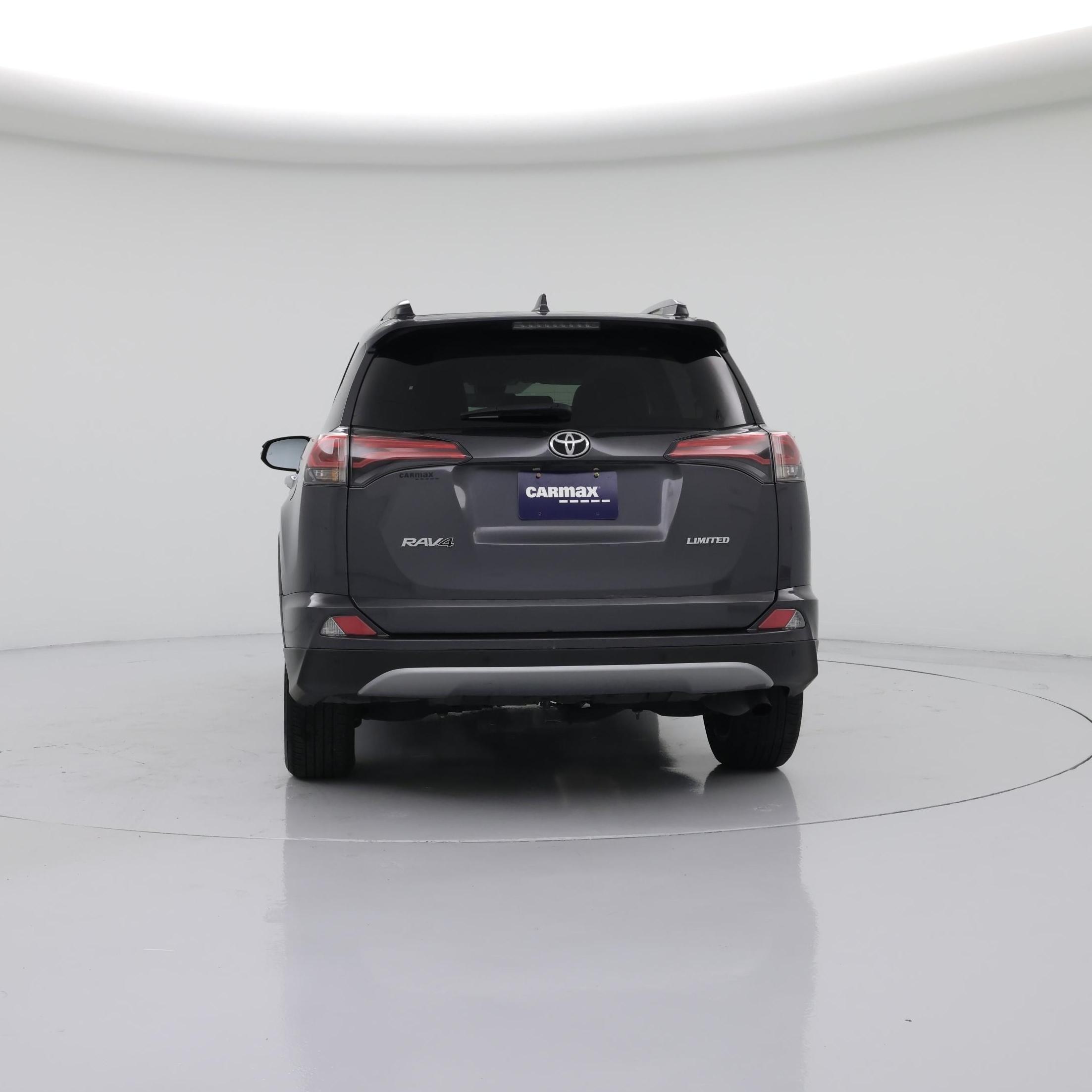 Thumbnail: 2017 Toyota RAV4 - 6