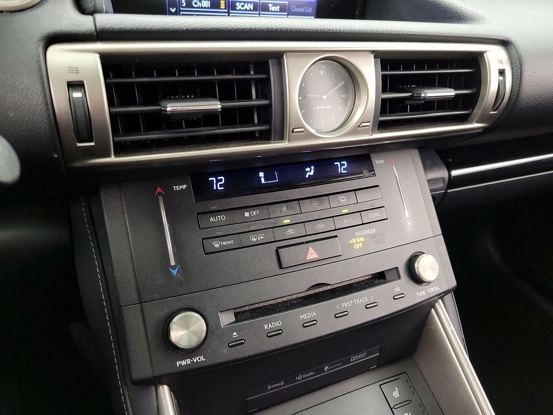 Thumbnail: 2015 Lexus IS - 16