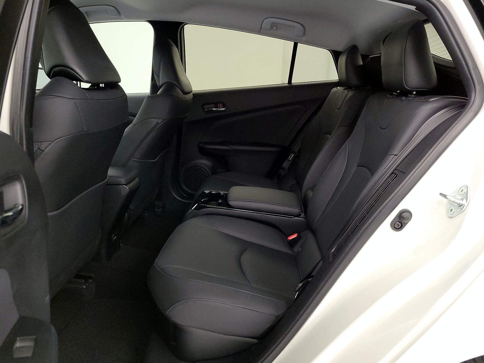 Thumbnail: 2019 Toyota Prius Prime - 20