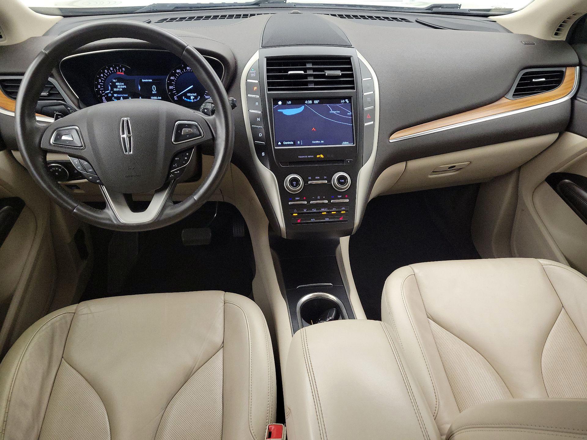 Thumbnail: 2017 Lincoln MKC - 9