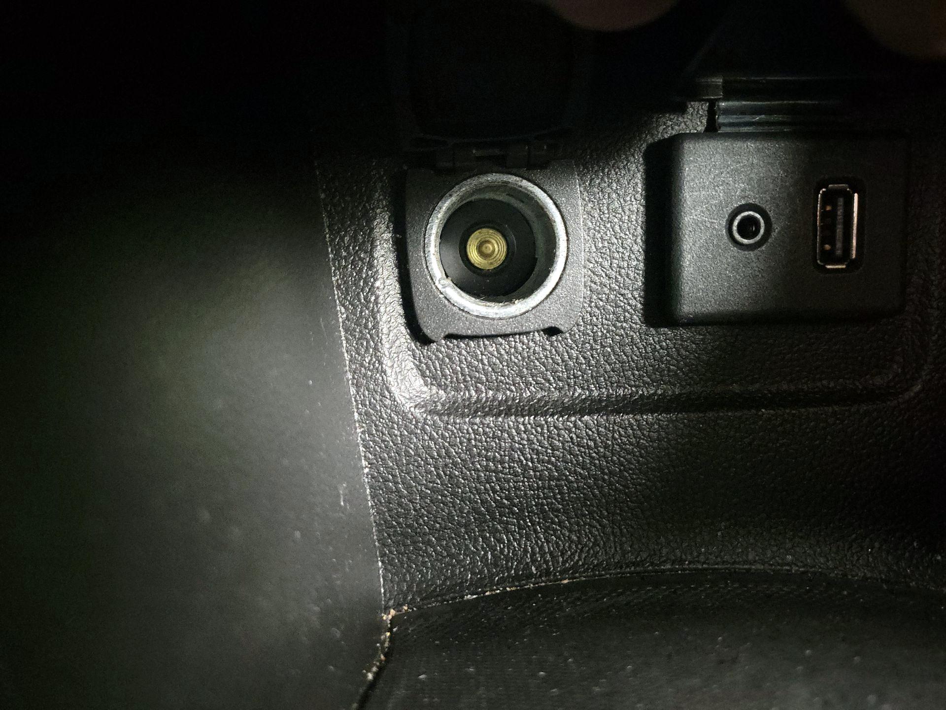 Thumbnail: 2015 Buick Encore - 18