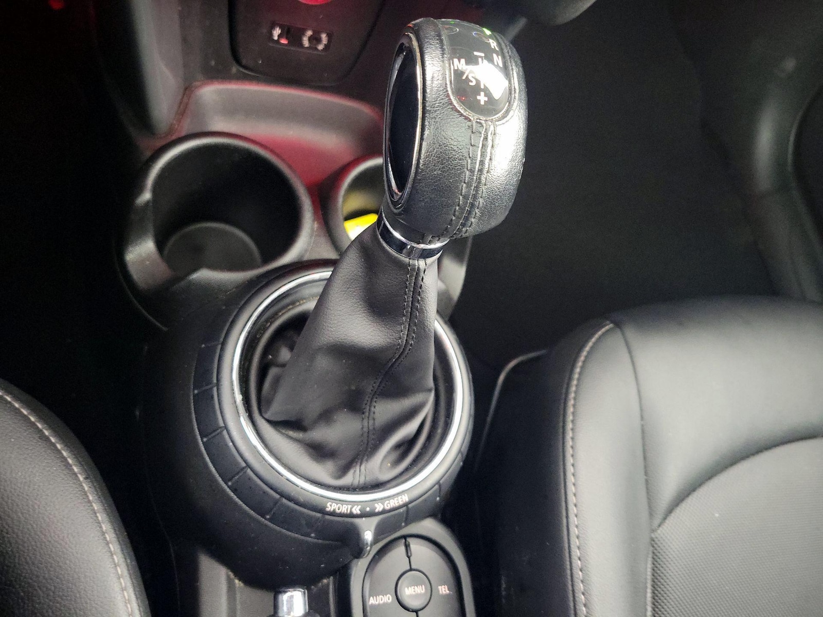 2016 MINI Cooper Base - Photo 17