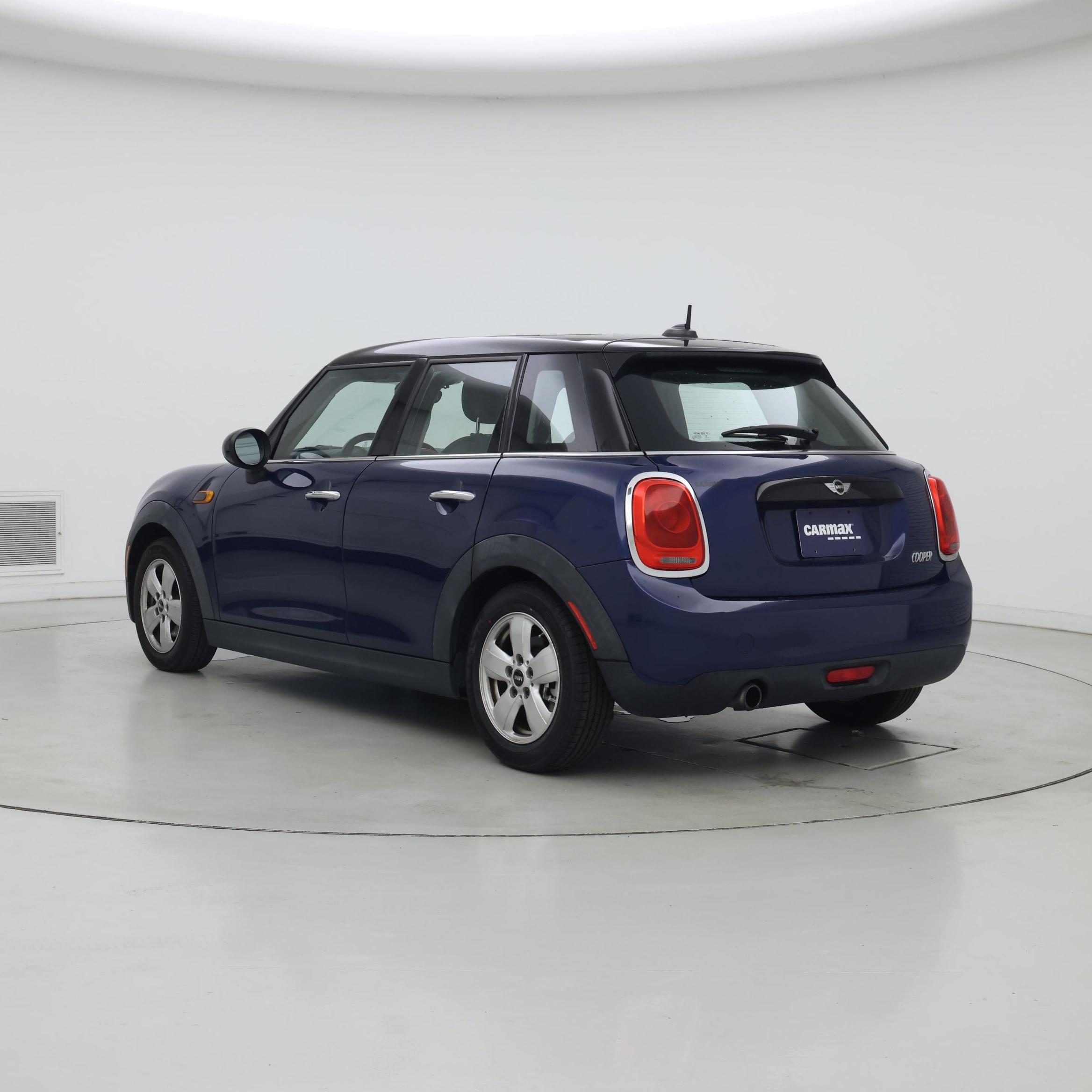 Thumbnail: 2016 MINI Cooper Hardtop - 2