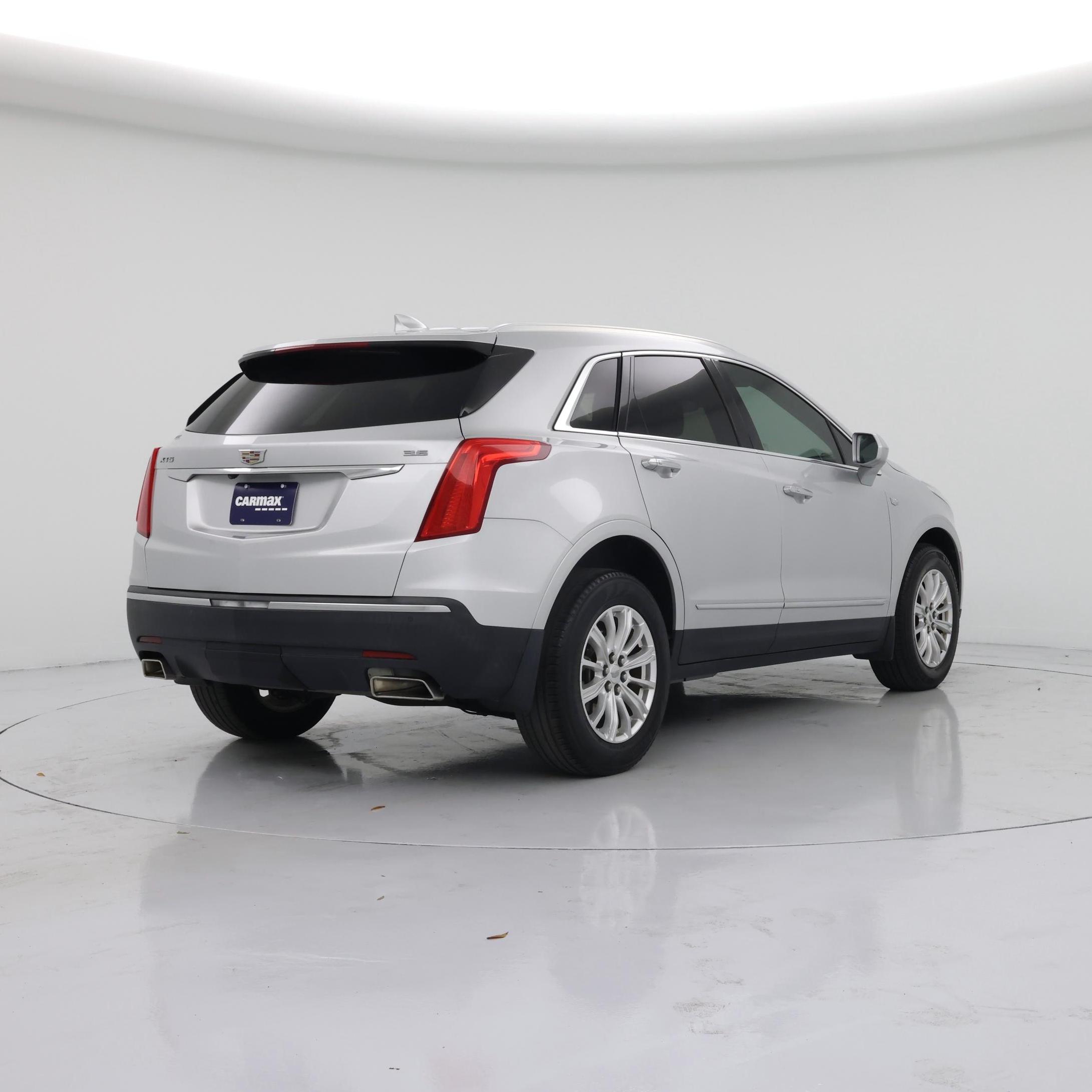 Thumbnail: 2017 Cadillac XT5 - 8