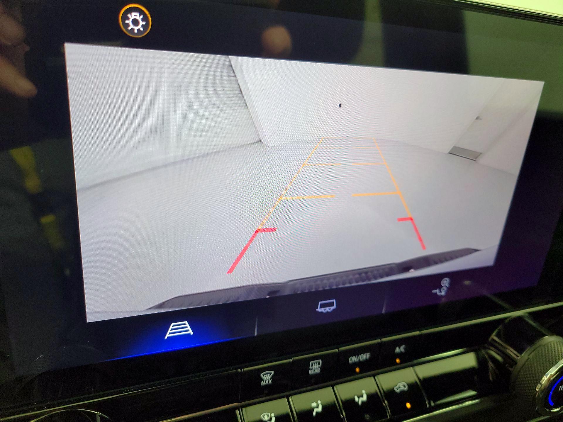 Thumbnail: 2023 Chevrolet Colorado - 14