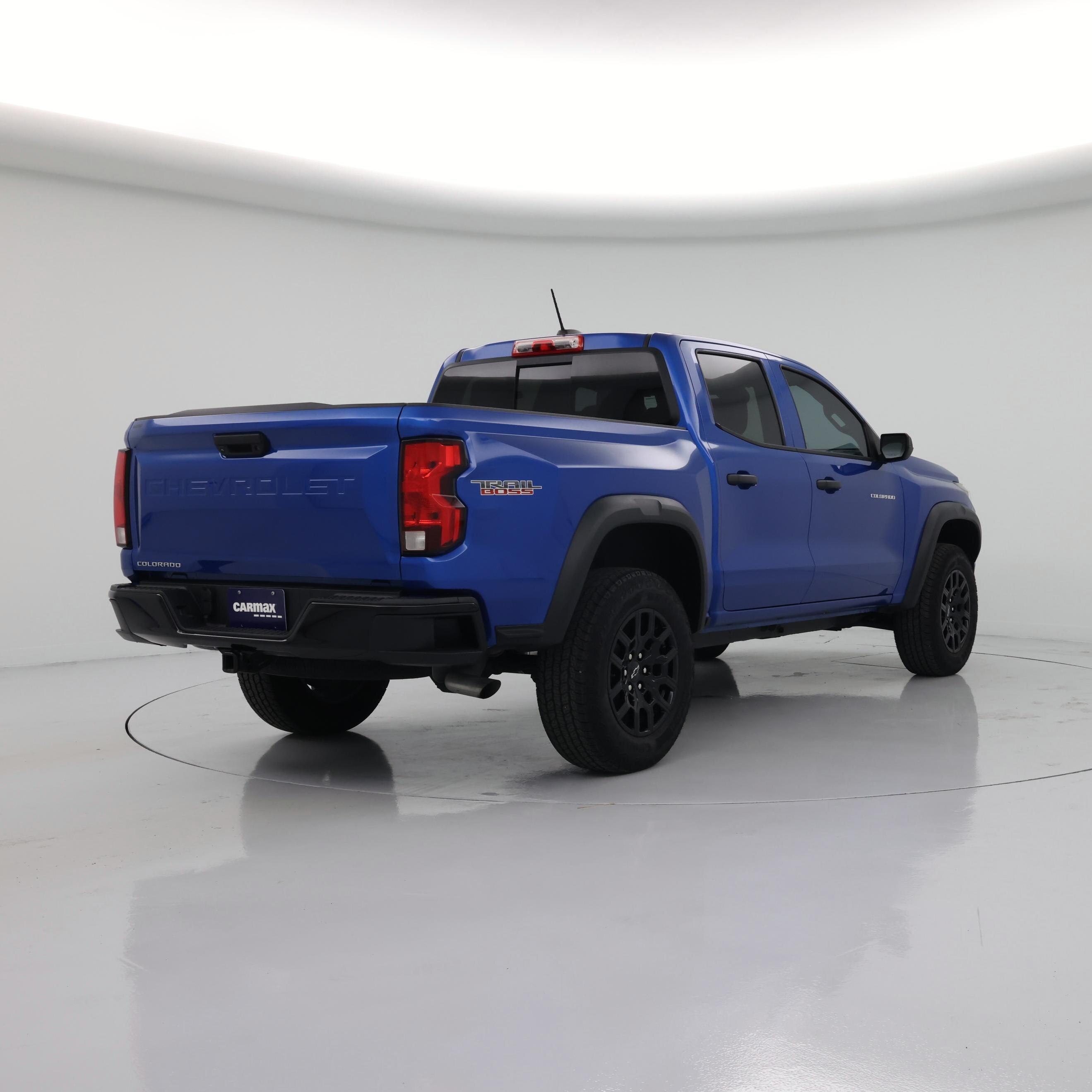 Thumbnail: 2023 Chevrolet Colorado - 8