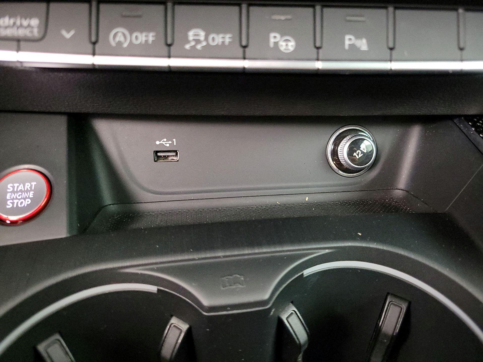 Thumbnail: 2019 Audi S5 - 19