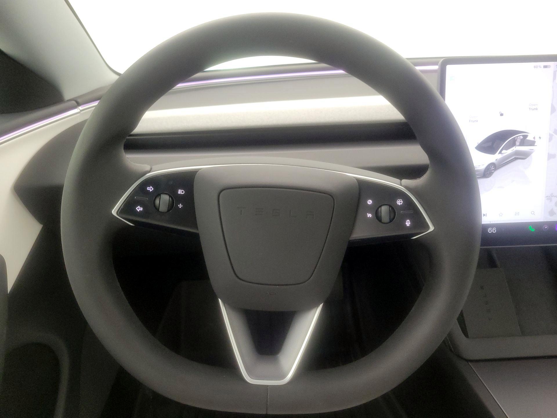 Thumbnail: 2025 Tesla Model 3 - 10