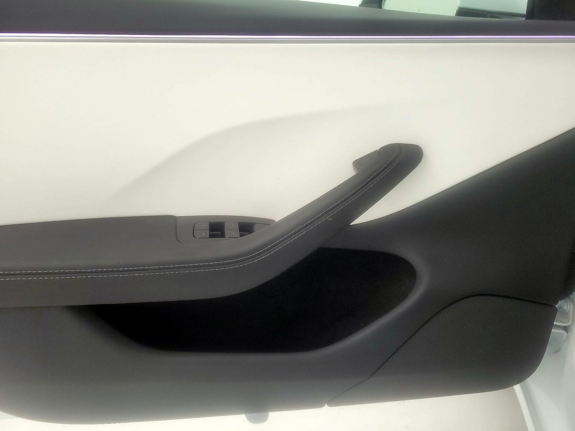 Thumbnail: 2025 Tesla Model 3 - 12