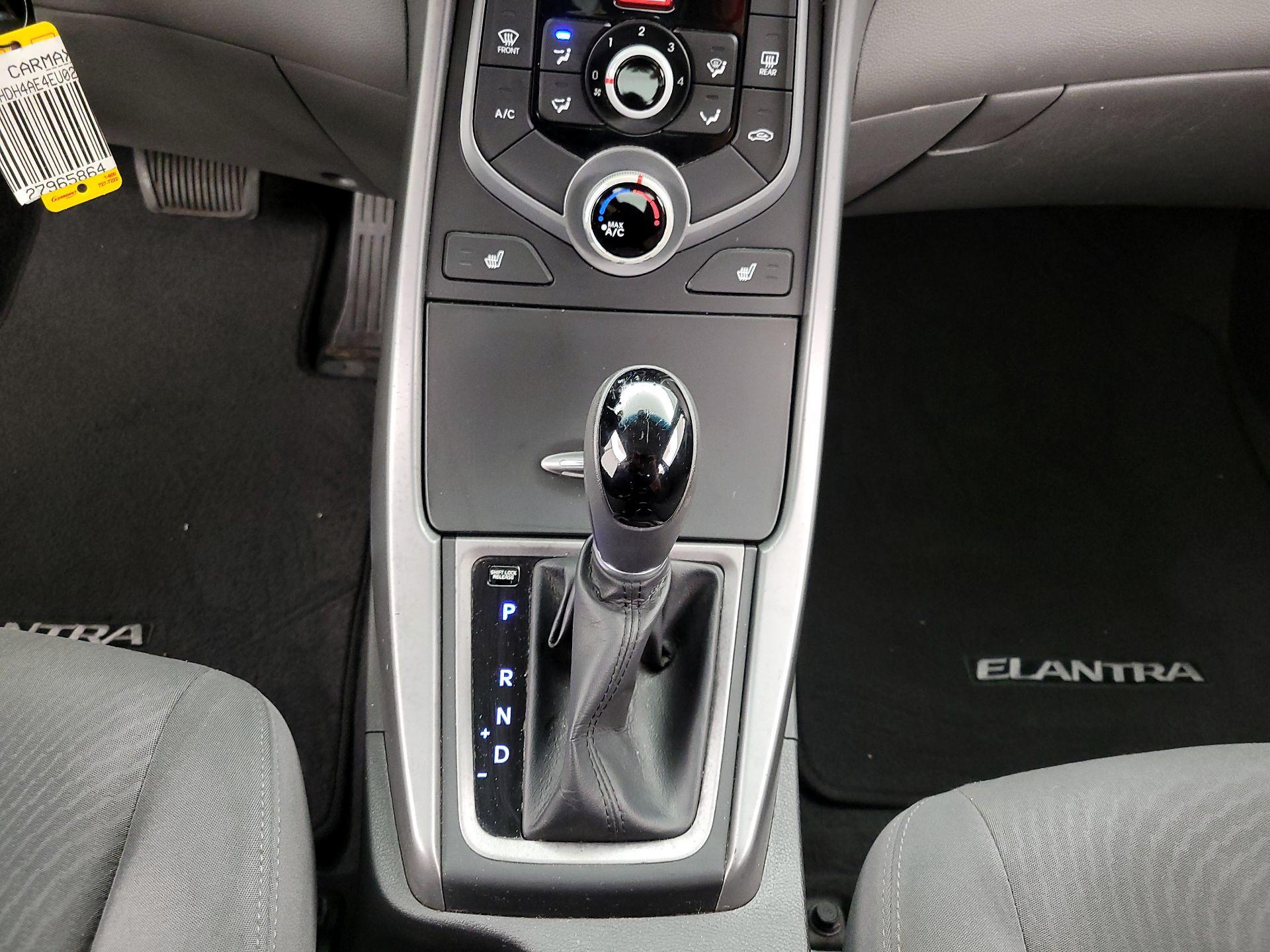 Thumbnail: 2014 Hyundai Elantra - 17