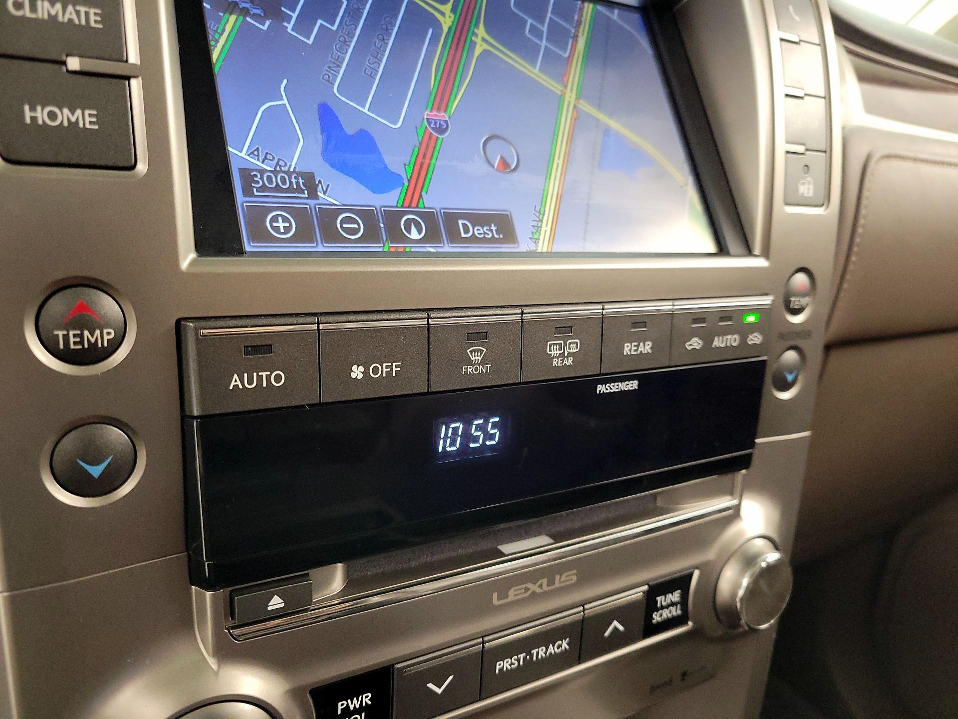 Thumbnail: 2017 Lexus GX - 17