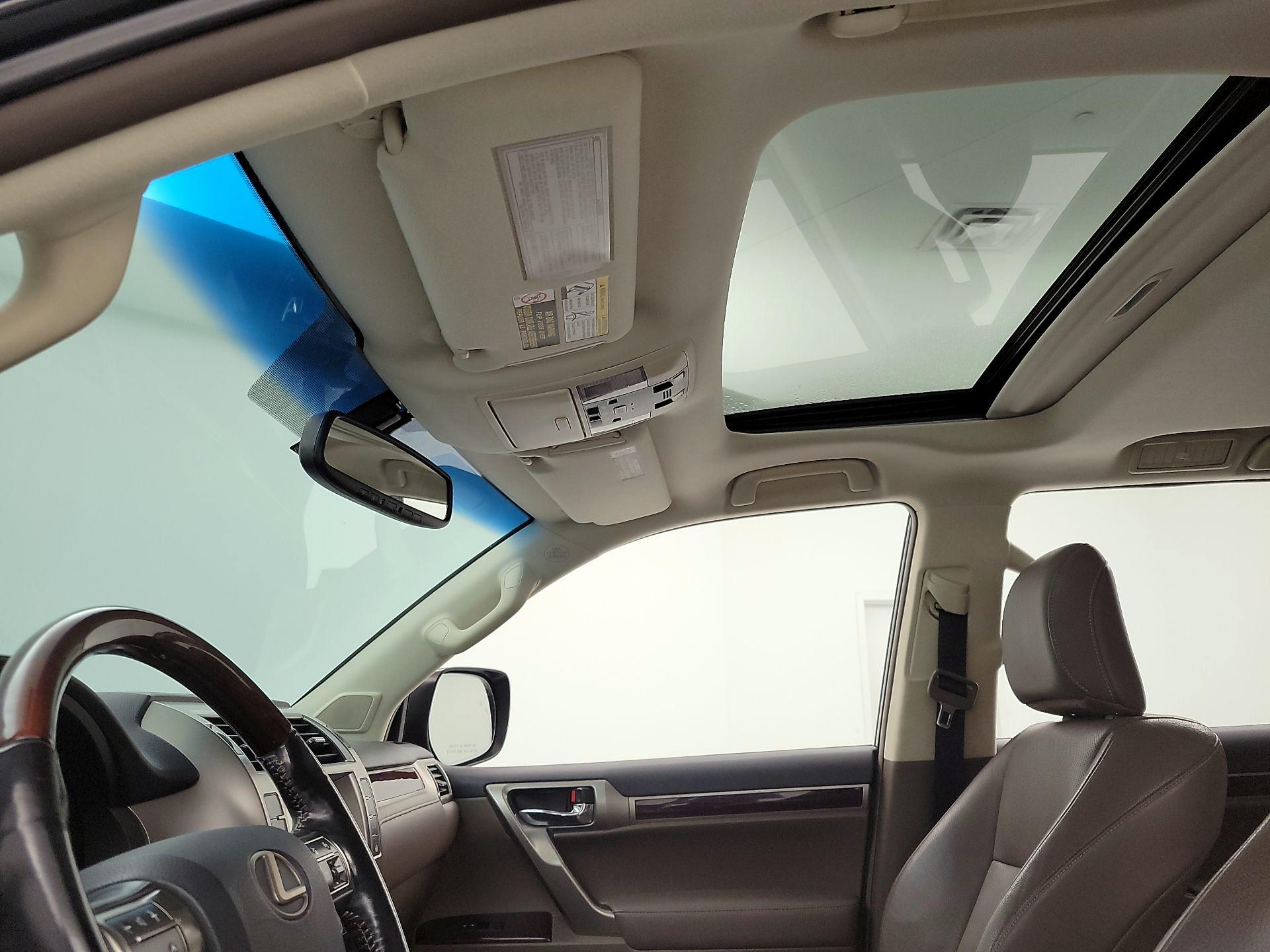 Thumbnail: 2017 Lexus GX - 20