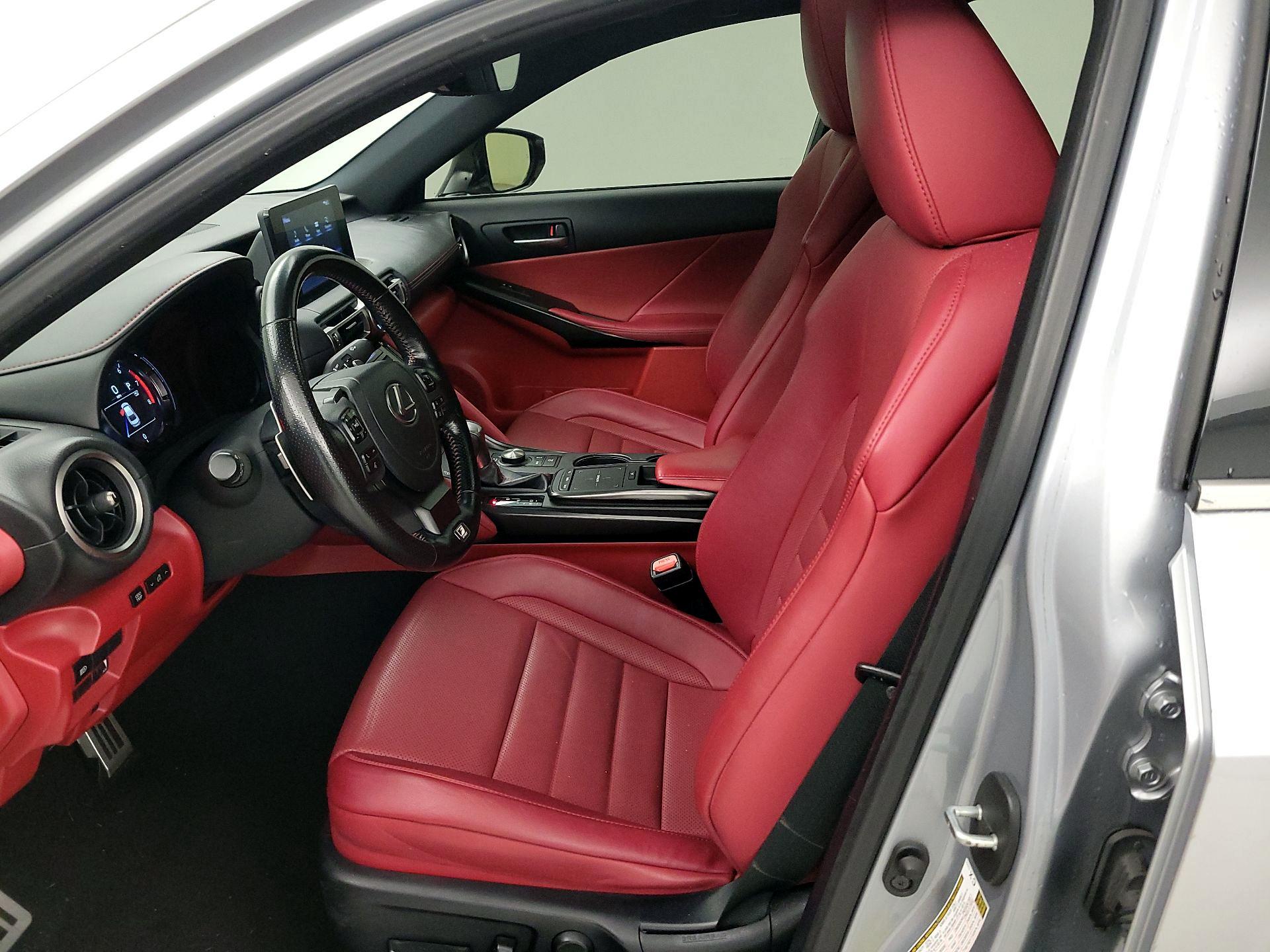 Thumbnail: 2021 Lexus IS - 11