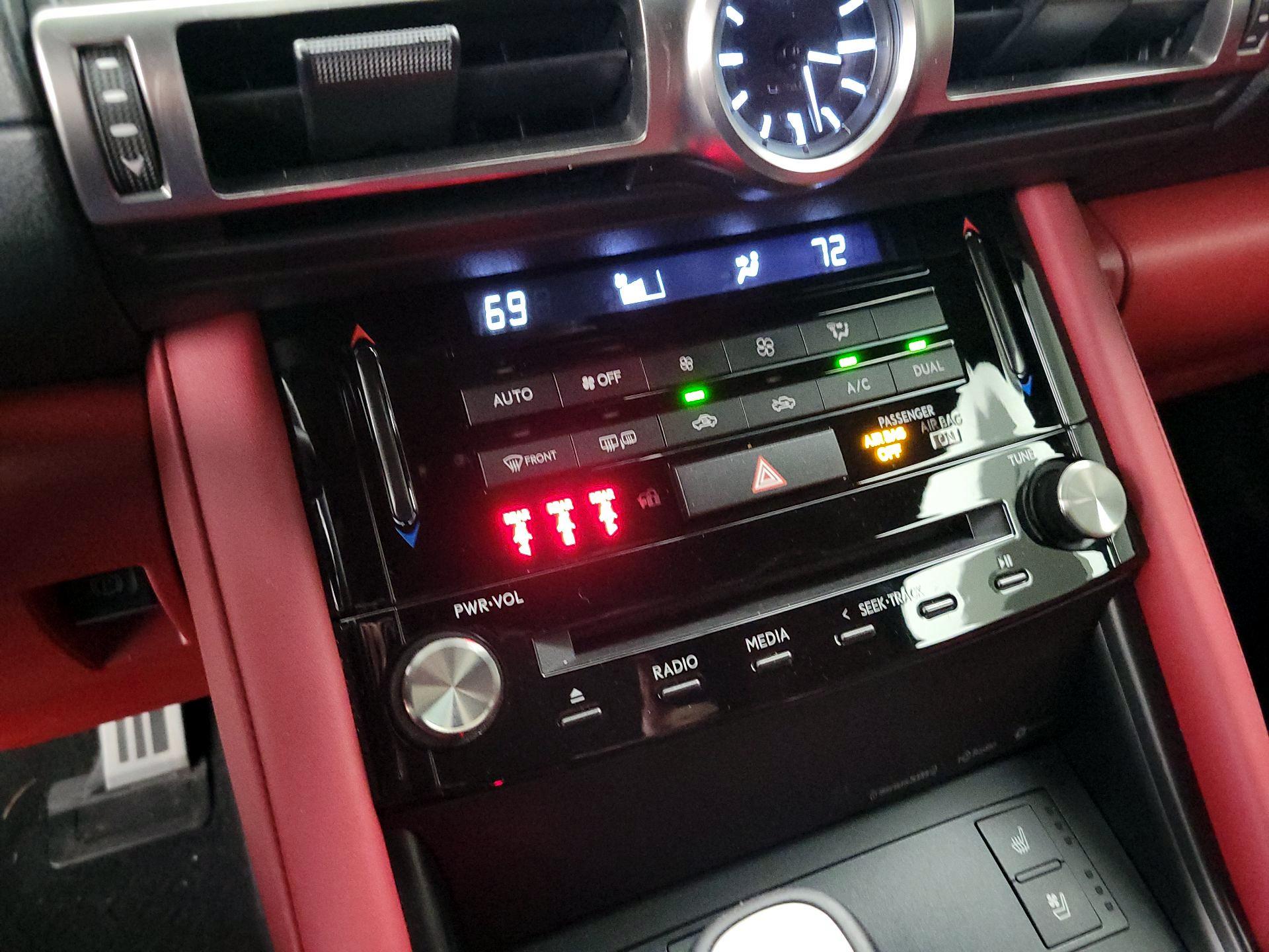 Thumbnail: 2021 Lexus IS - 16