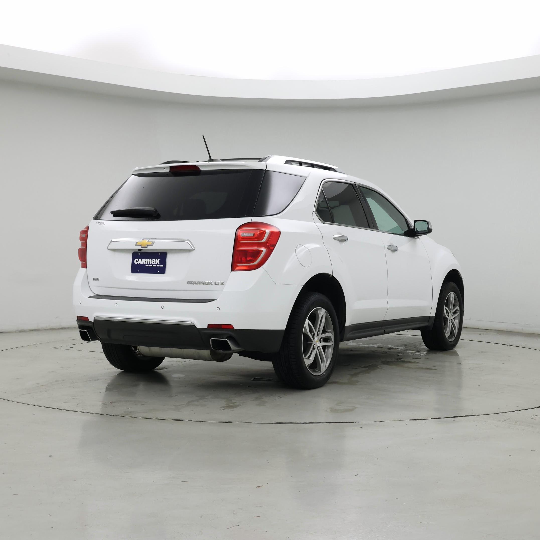 Thumbnail: 2016 Chevrolet Equinox - 8